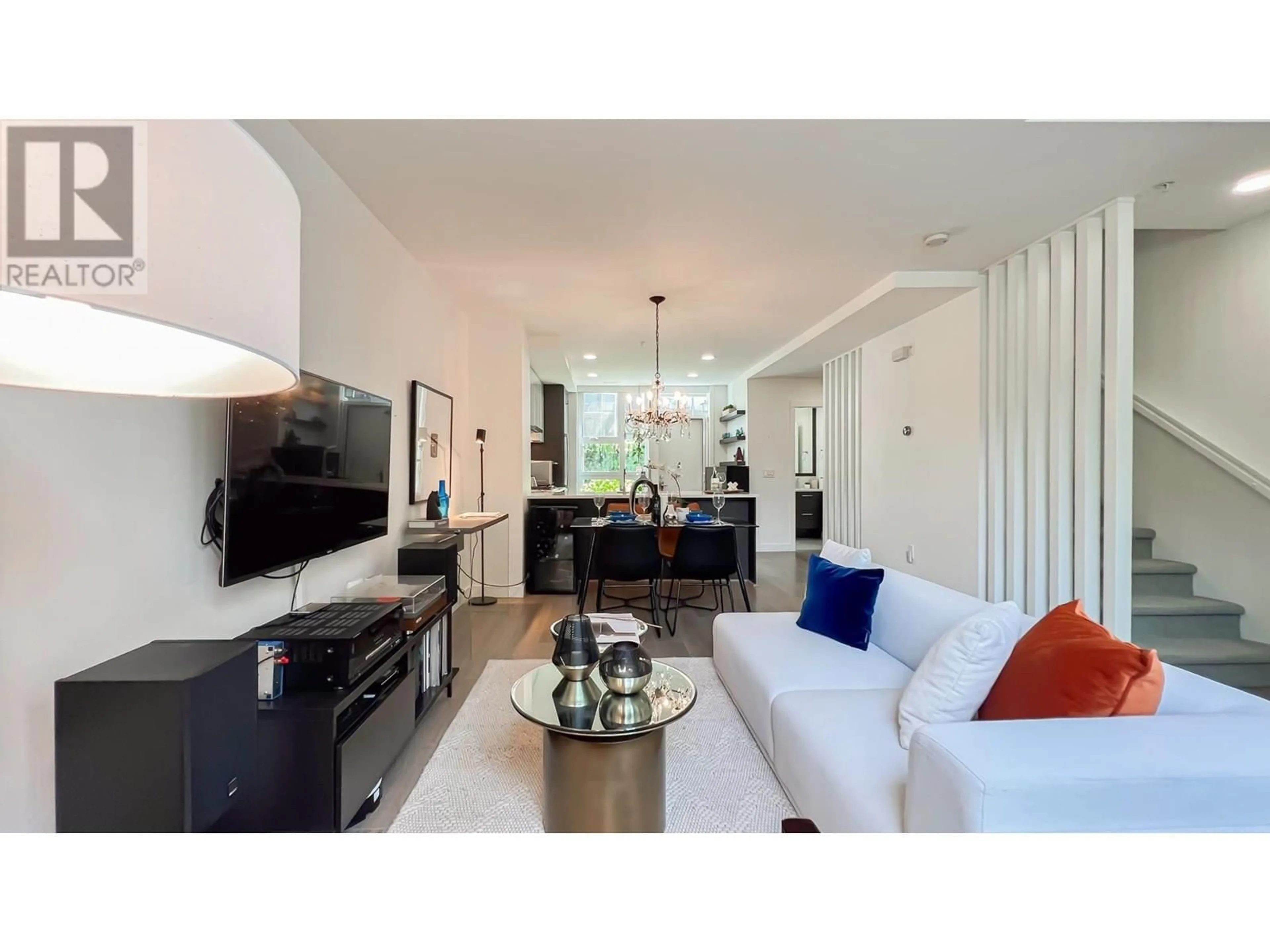 Living room with furniture, unknown for 184 63RD AVENUE, Vancouver British Columbia V5X0G6