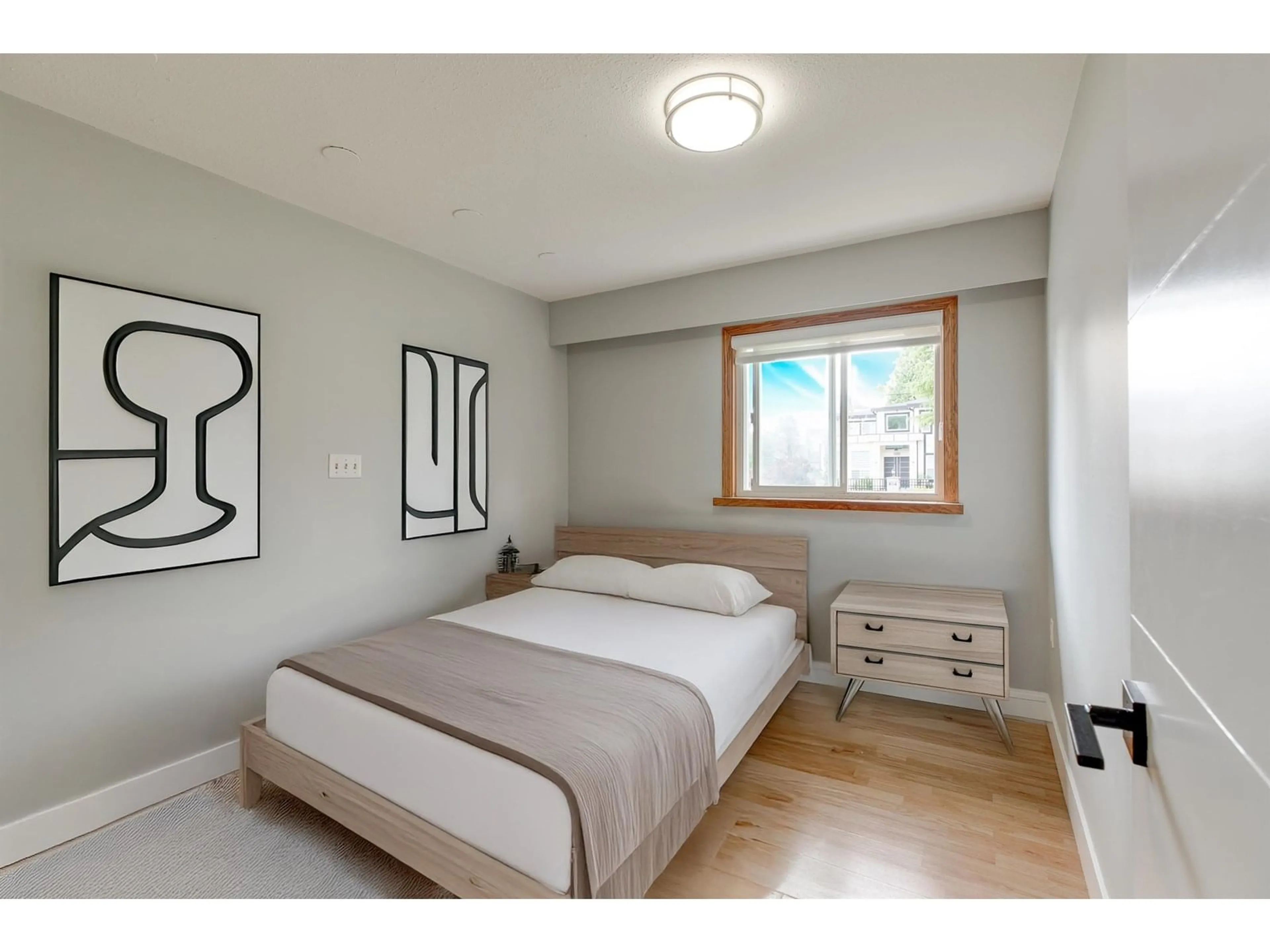Bedroom with bed, unknown for 14095 110 AVE, Surrey British Columbia V3R1Z3