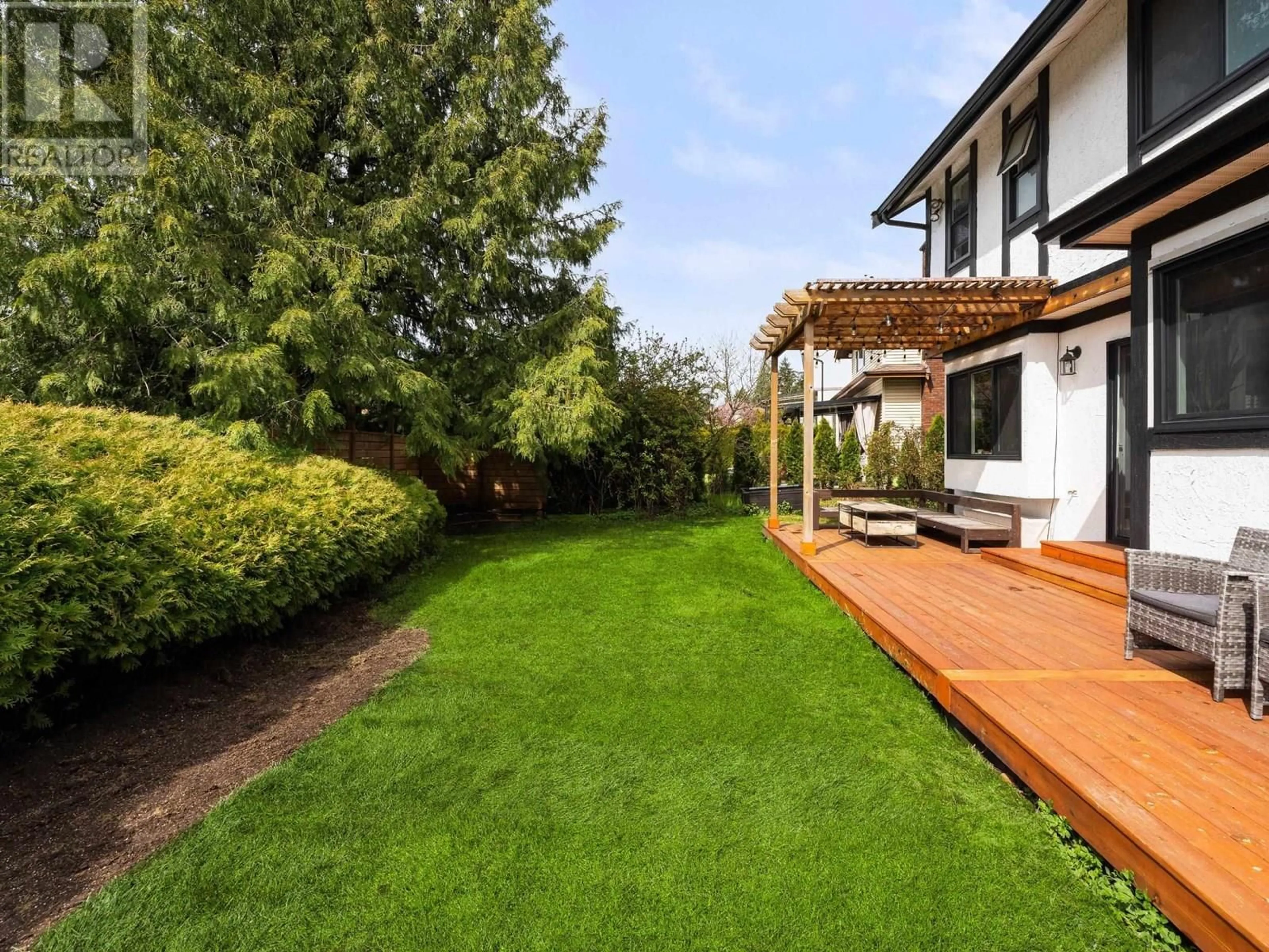 Patio, street for 374 BALFOUR DRIVE, Coquitlam British Columbia V3K6C5