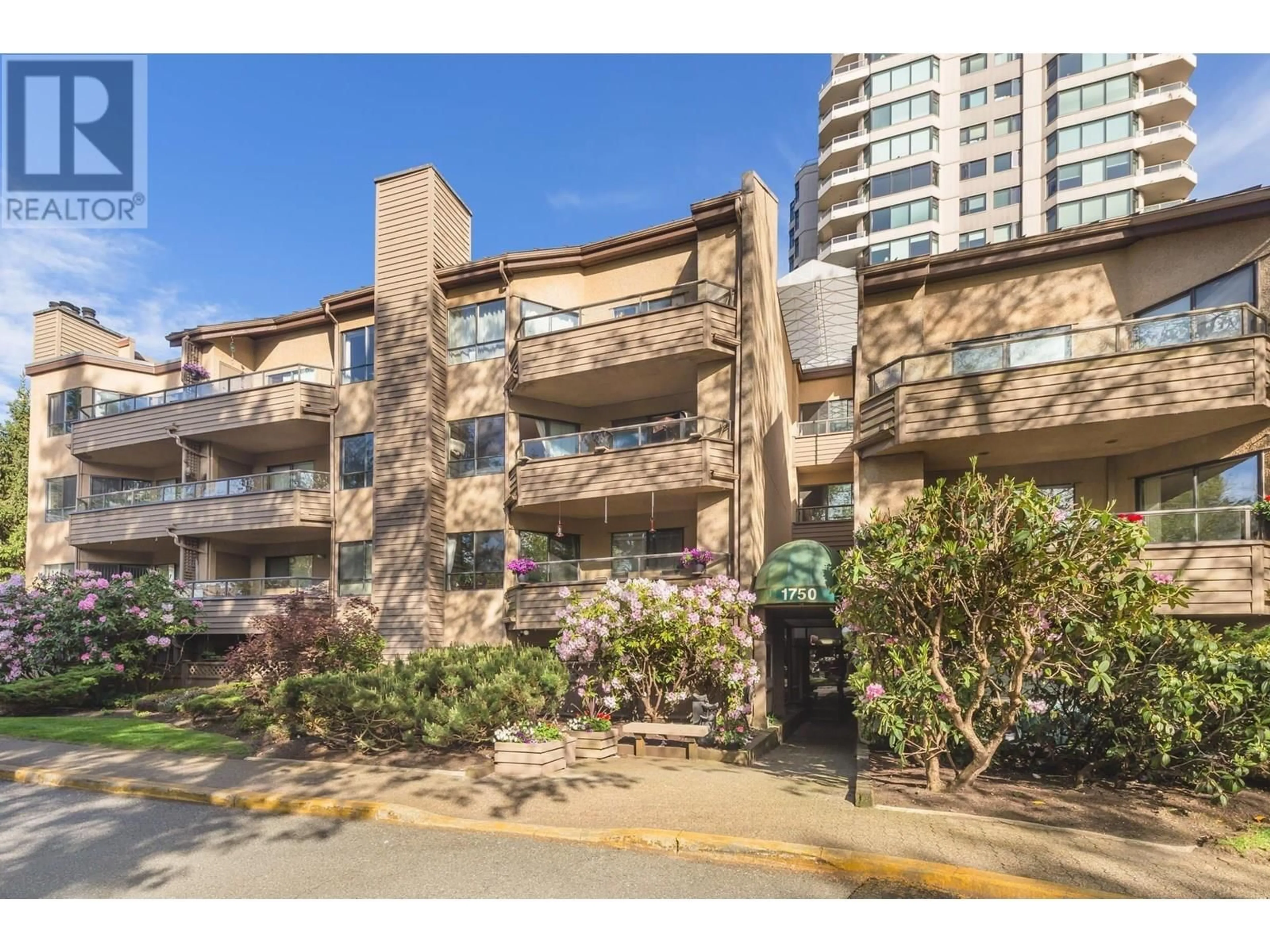Unknown for 208 - 1750 AUGUSTA AVENUE, Burnaby British Columbia V5A2V6