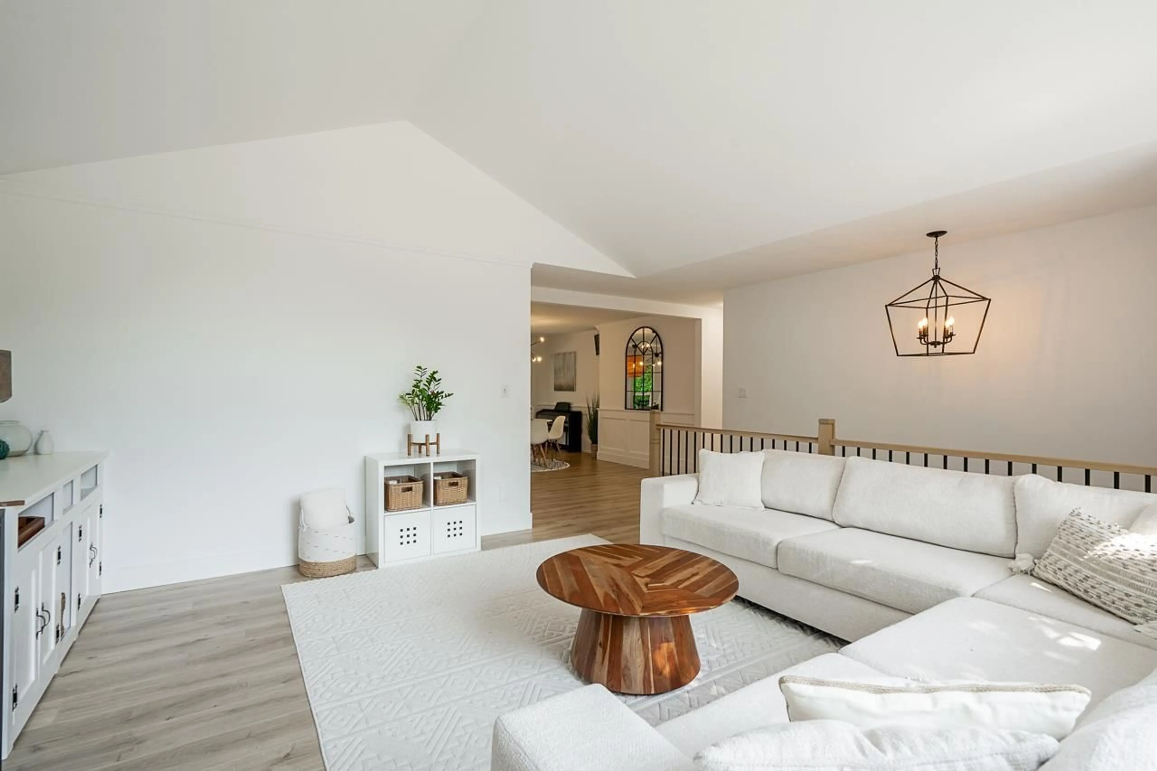 Living room with furniture, unknown for 3770 LATIMER, Abbotsford British Columbia V2S7K3
