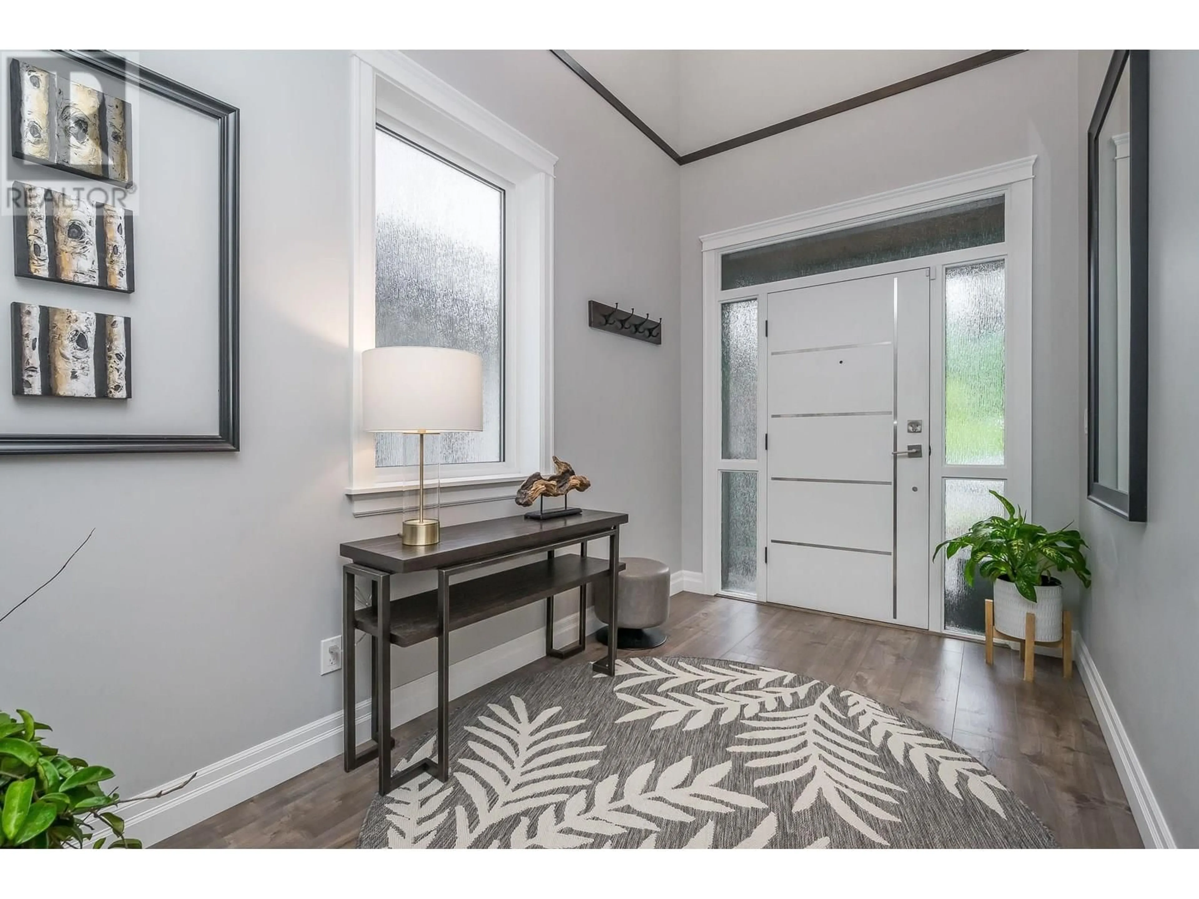 Indoor entryway for 22850 GILBERT DRIVE, Maple Ridge British Columbia V4R0G4