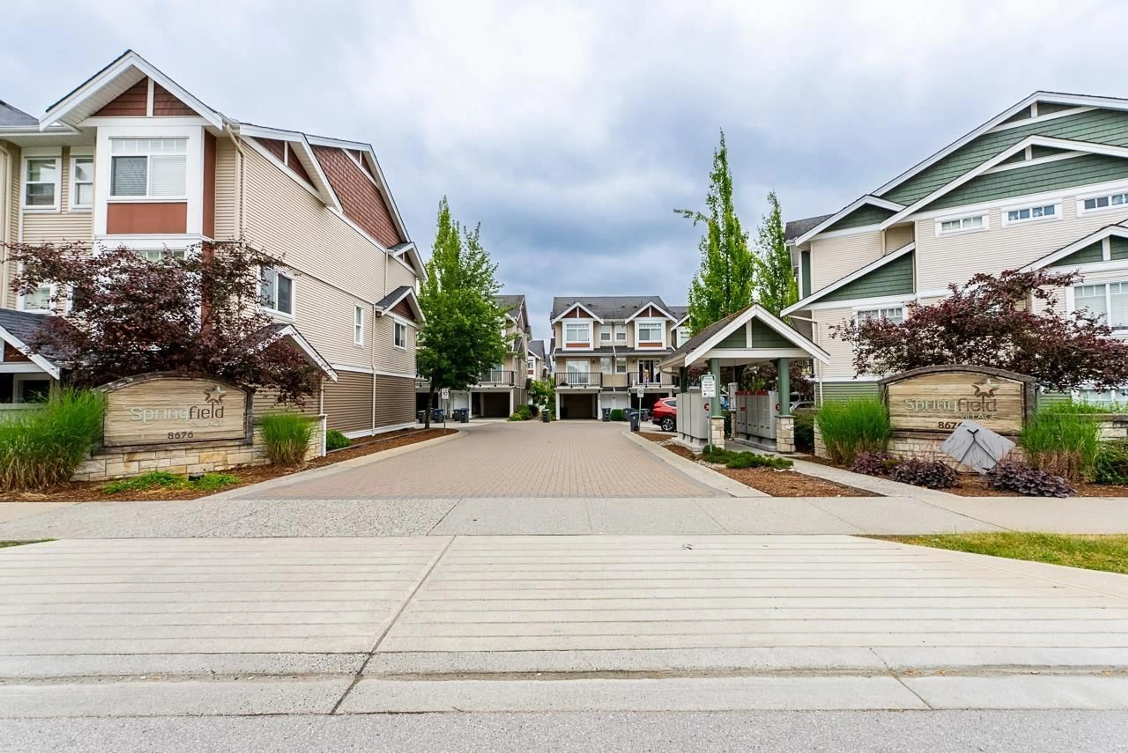 Patio, street for 64 - 8676 158, Surrey British Columbia V4N5W3