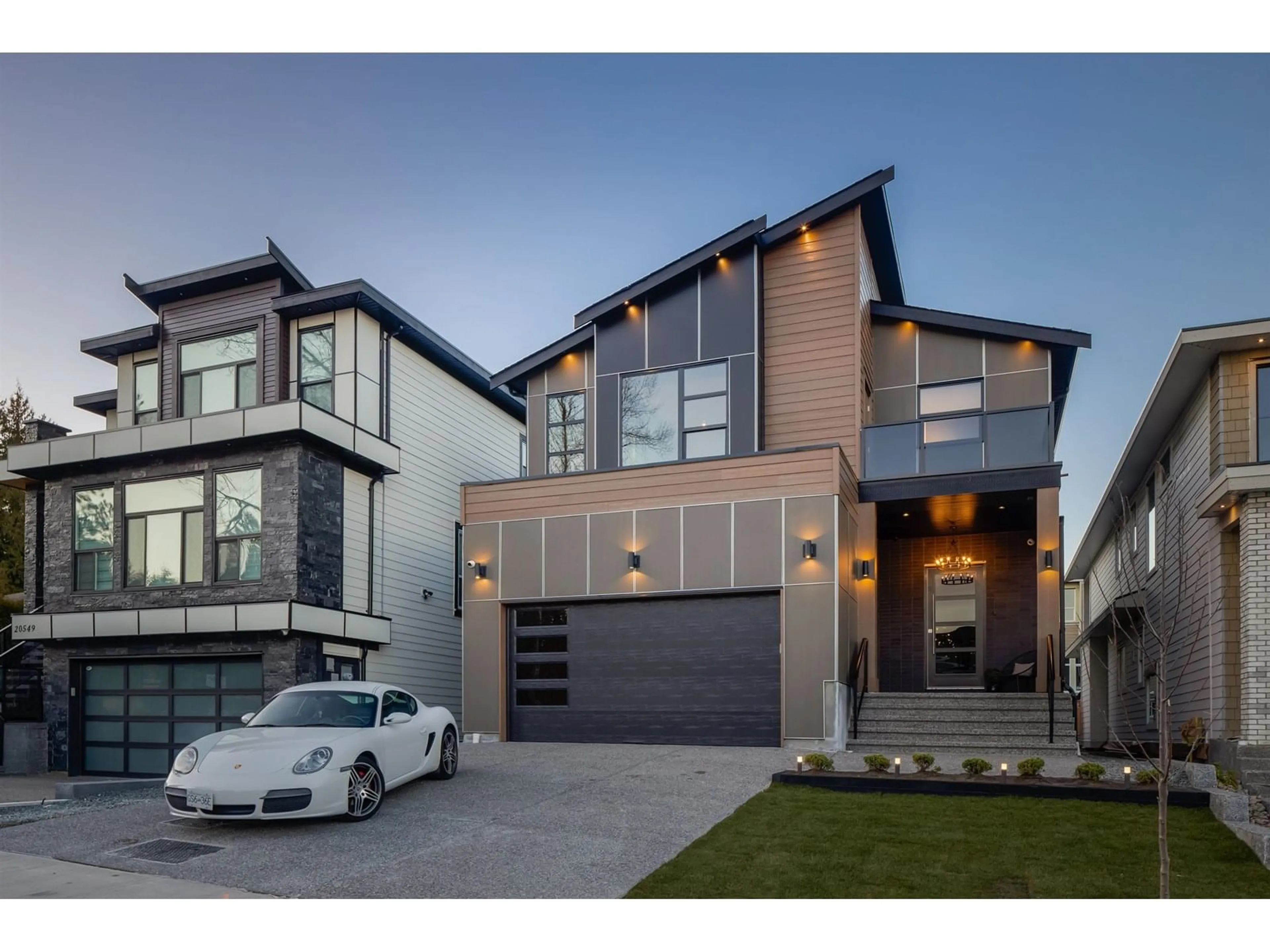 Home with brick exterior material, street for 20555 70A, Langley British Columbia V2Y1S9