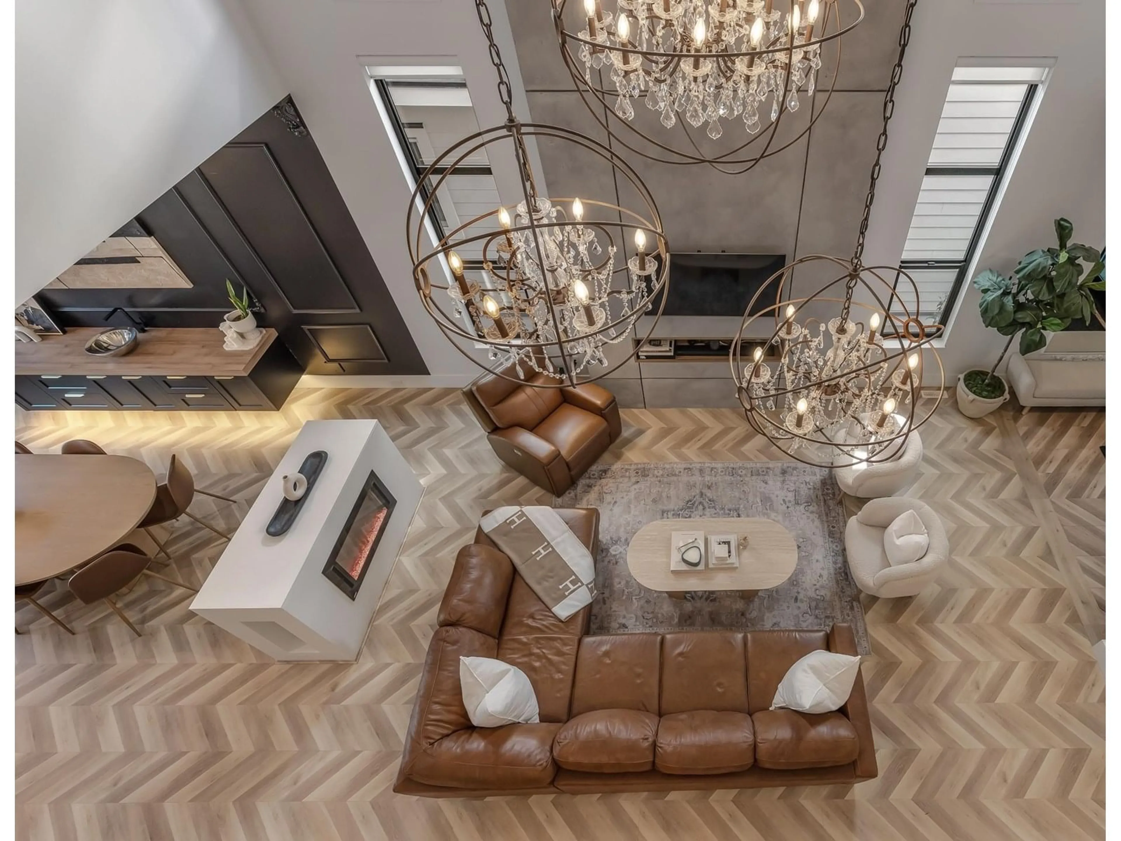 Living room with furniture, unknown for 20555 70A, Langley British Columbia V2Y1S9