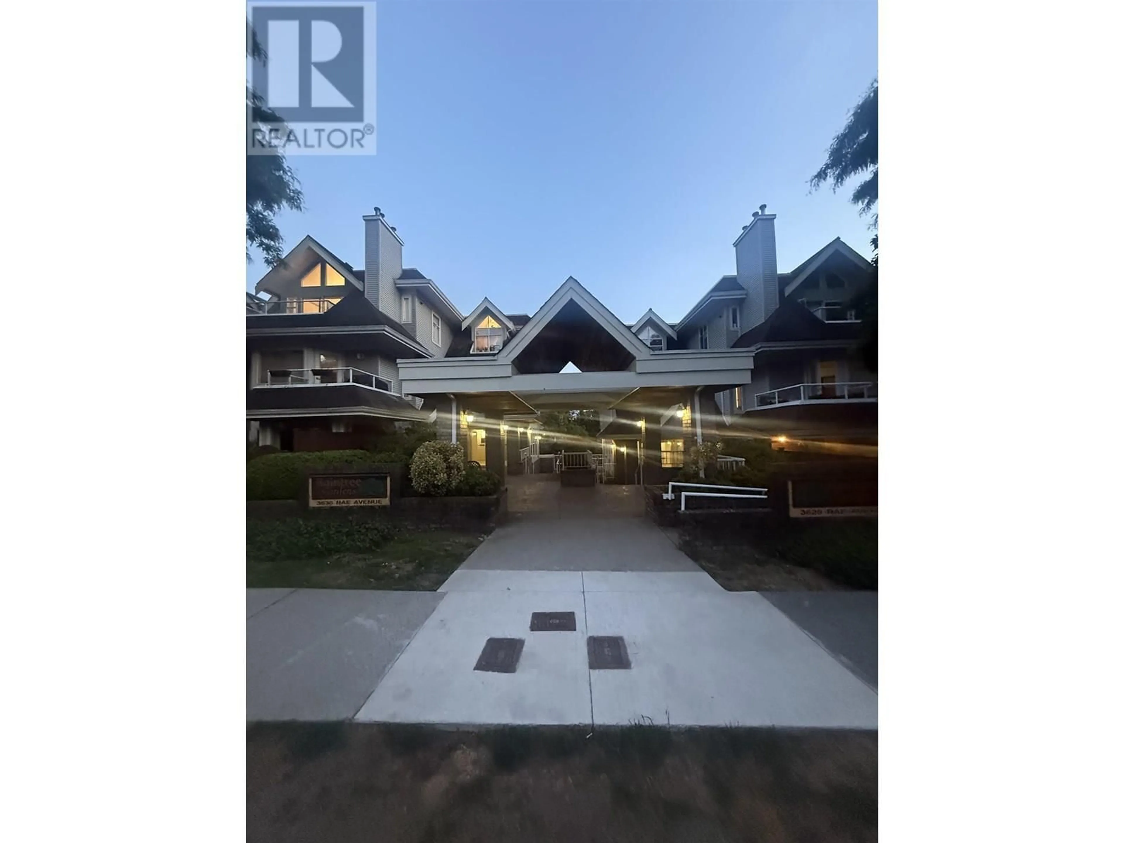 Unknown for 302 - 3638 RAE AVENUE, Vancouver British Columbia V5R2P5