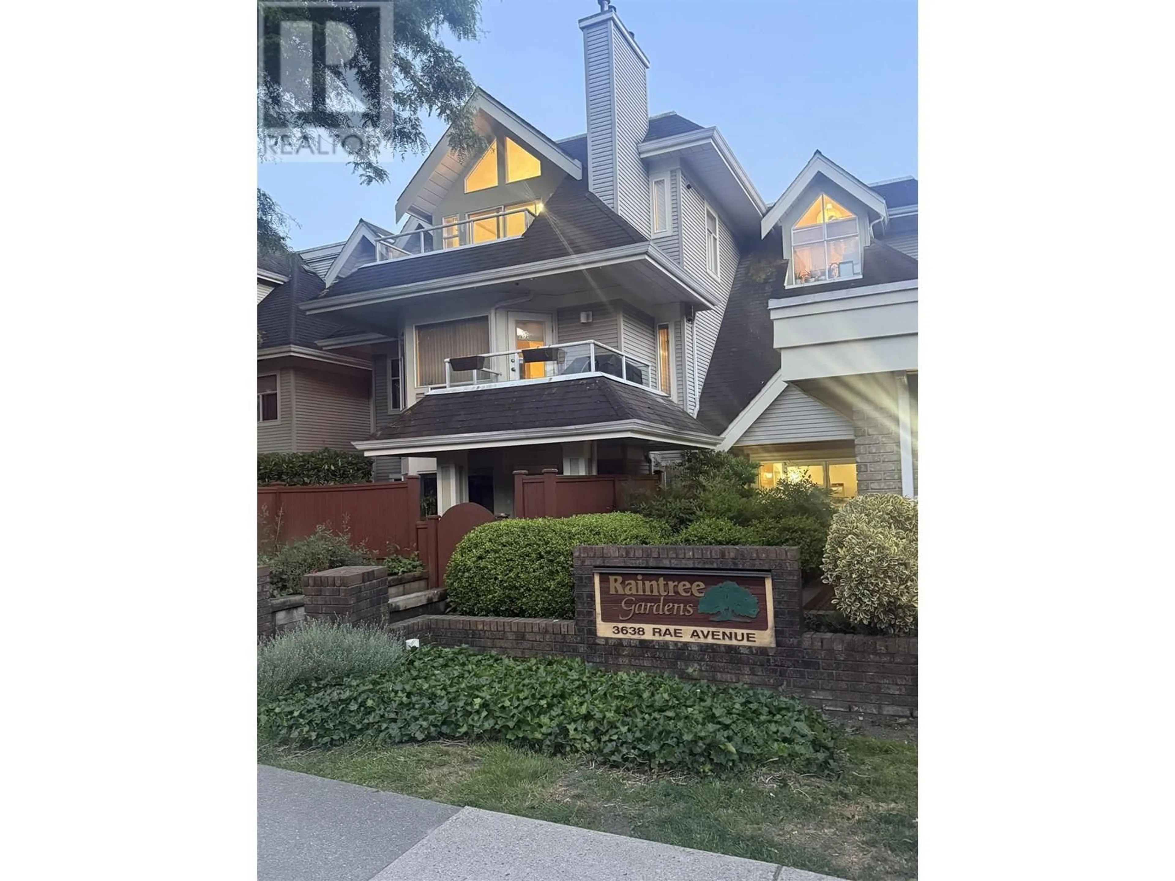Unknown for 302 - 3638 RAE AVENUE, Vancouver British Columbia V5R2P5