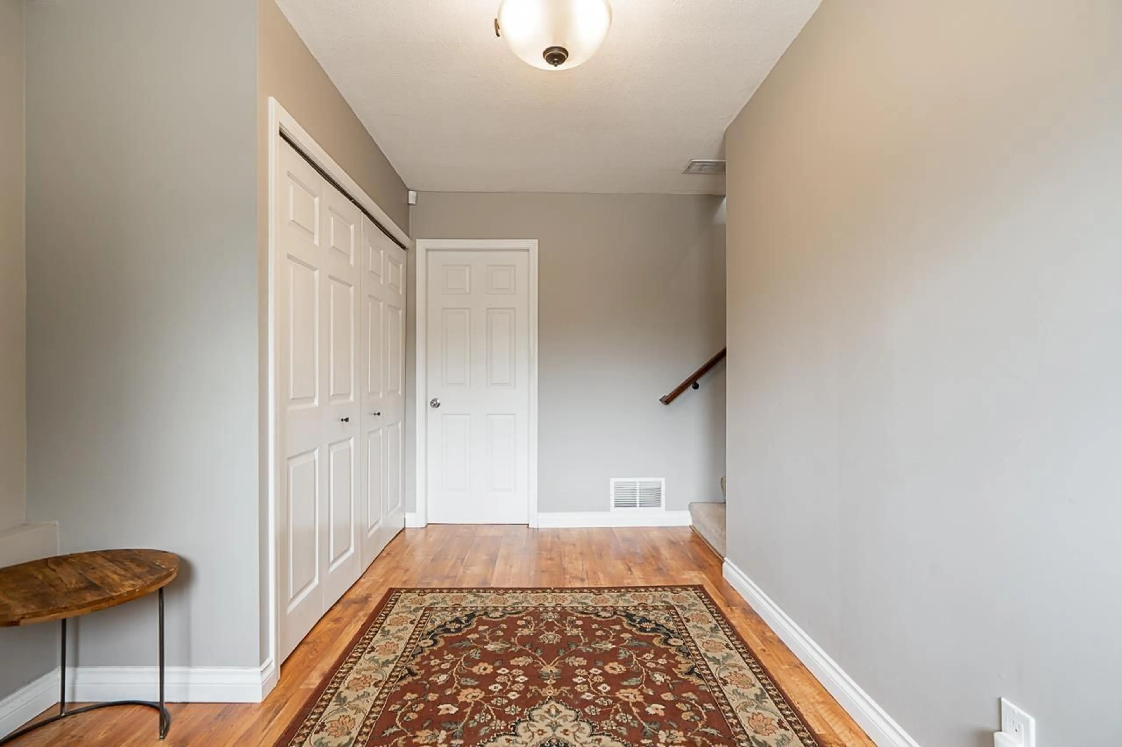 Indoor entryway for 20419 91A, Langley British Columbia V1M1B4