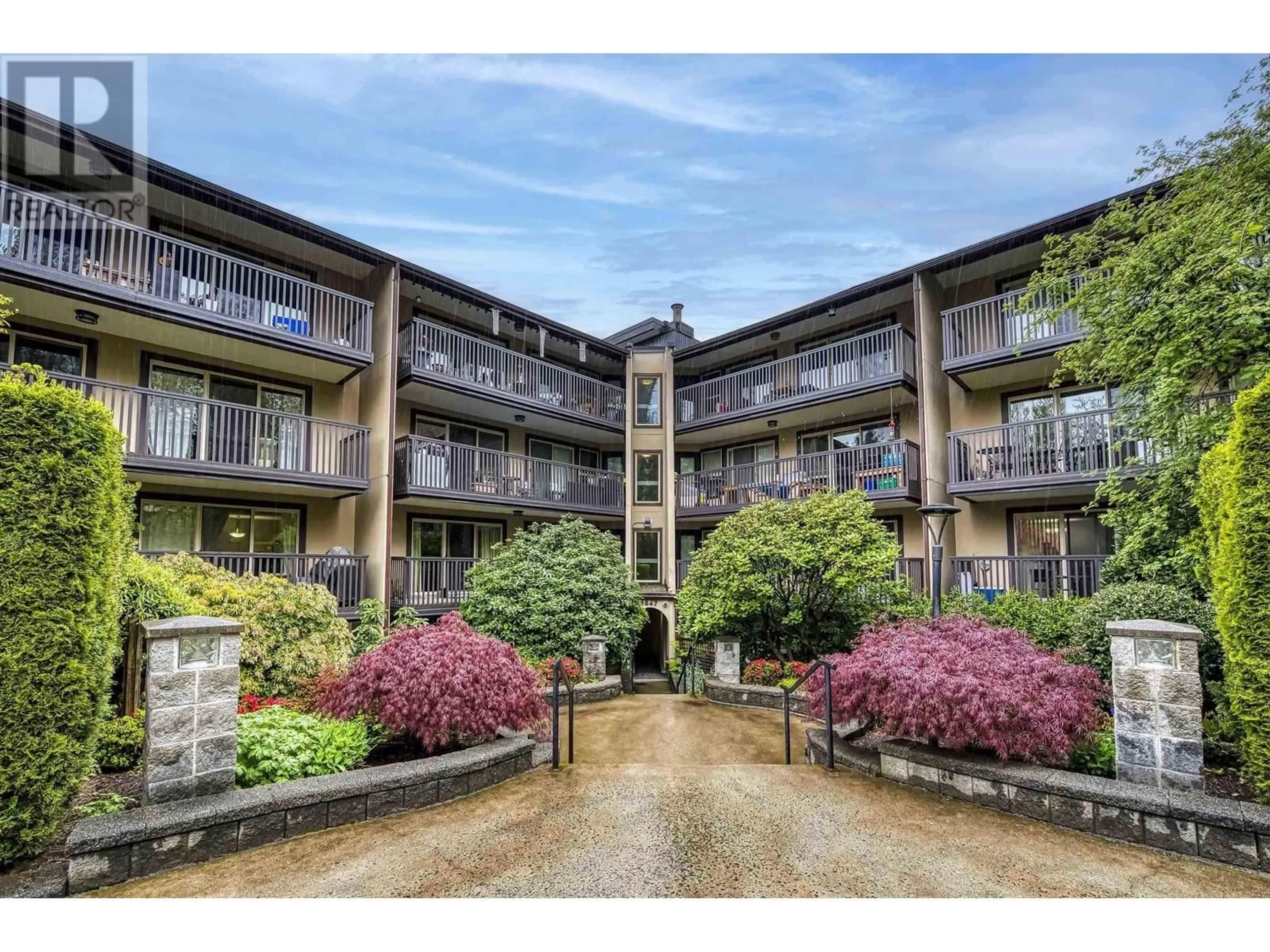 Unknown for 118 - 9847 MANCHESTER DRIVE, Burnaby British Columbia V3N4P4