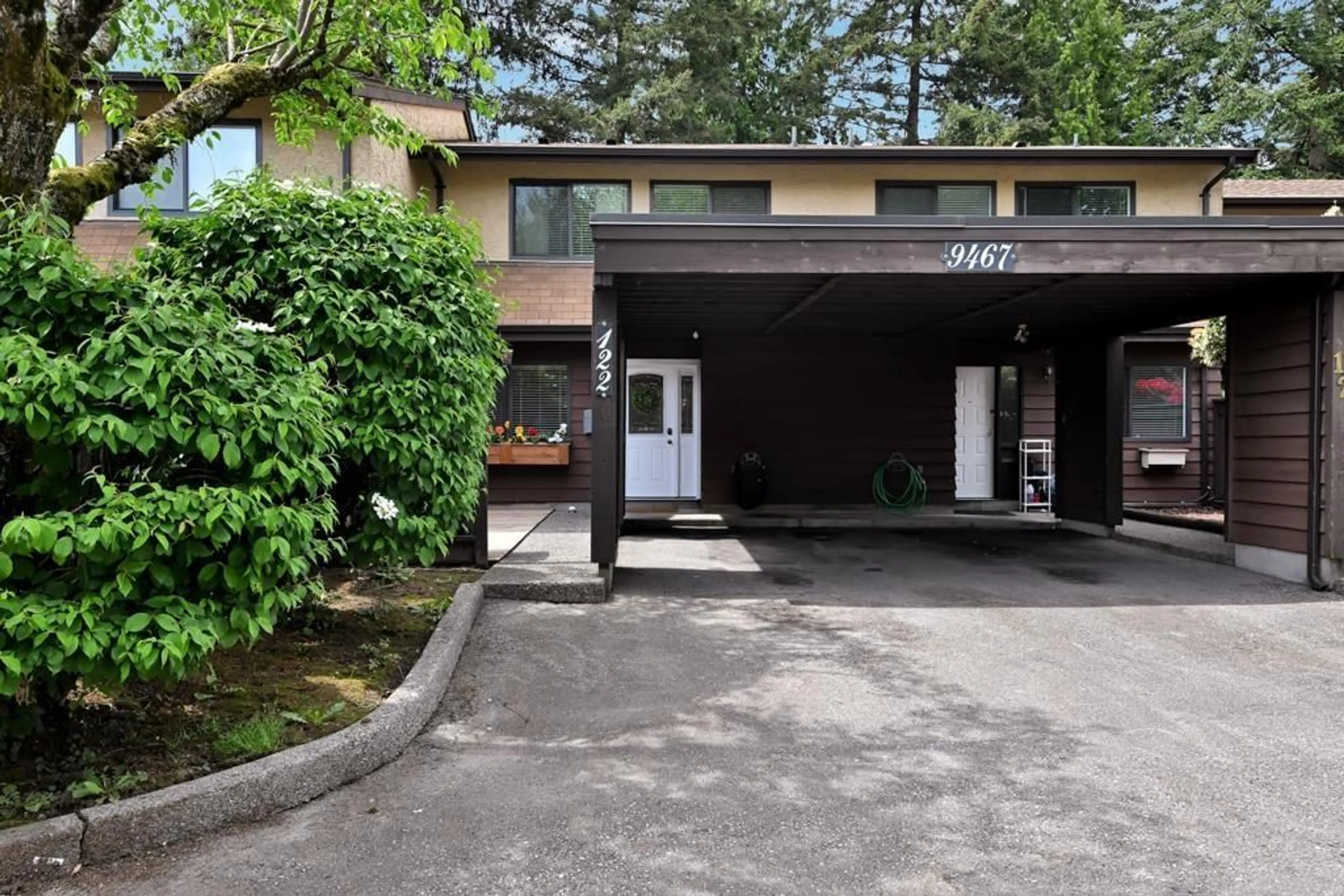 Unknown for 122 - 9467 PRINCE CHARLES, Surrey British Columbia V3V7G1
