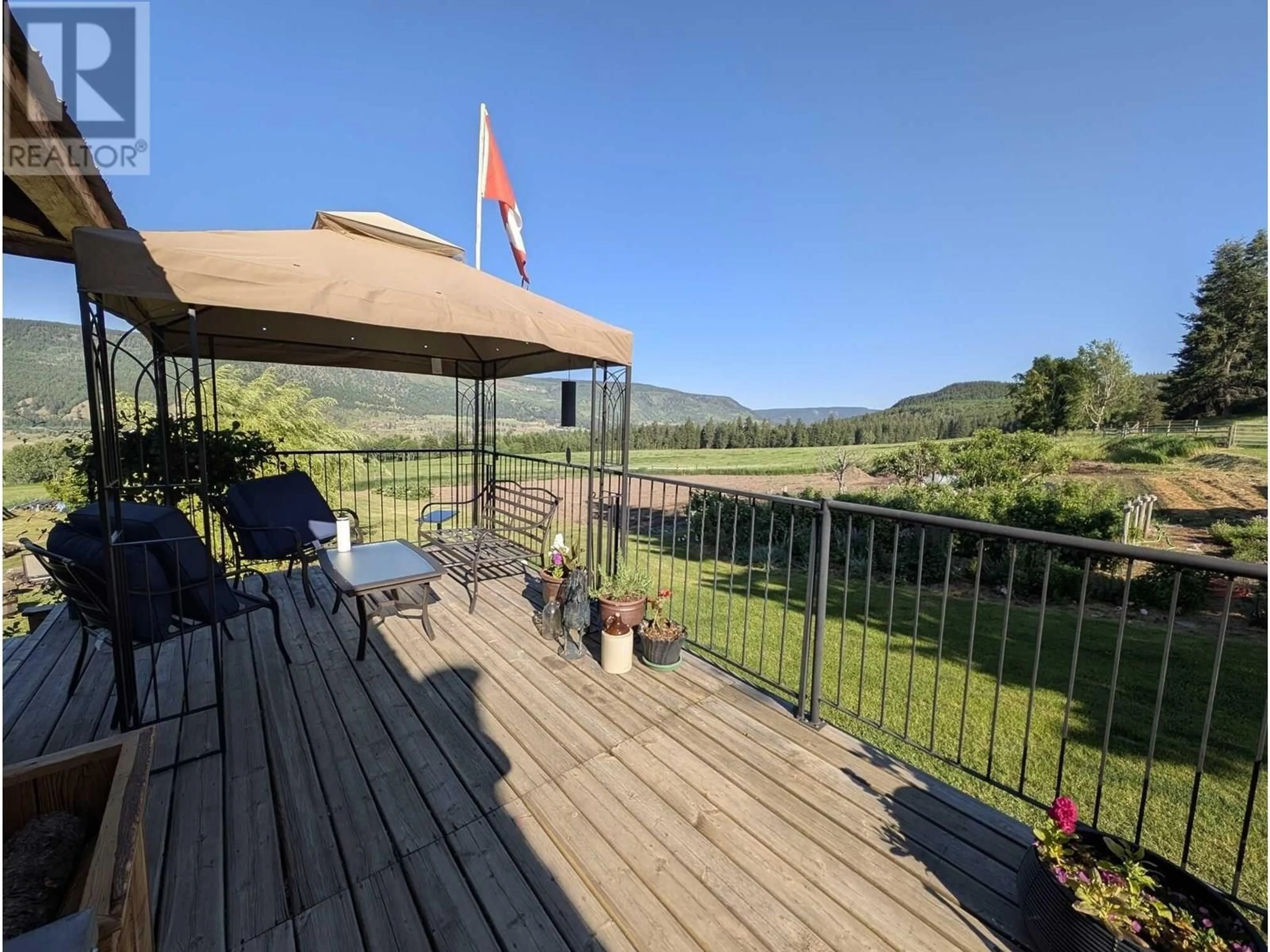 Patio, water/lake/river/ocean view for 10281 LEE ROAD, Williams Lake British Columbia V2J6R6