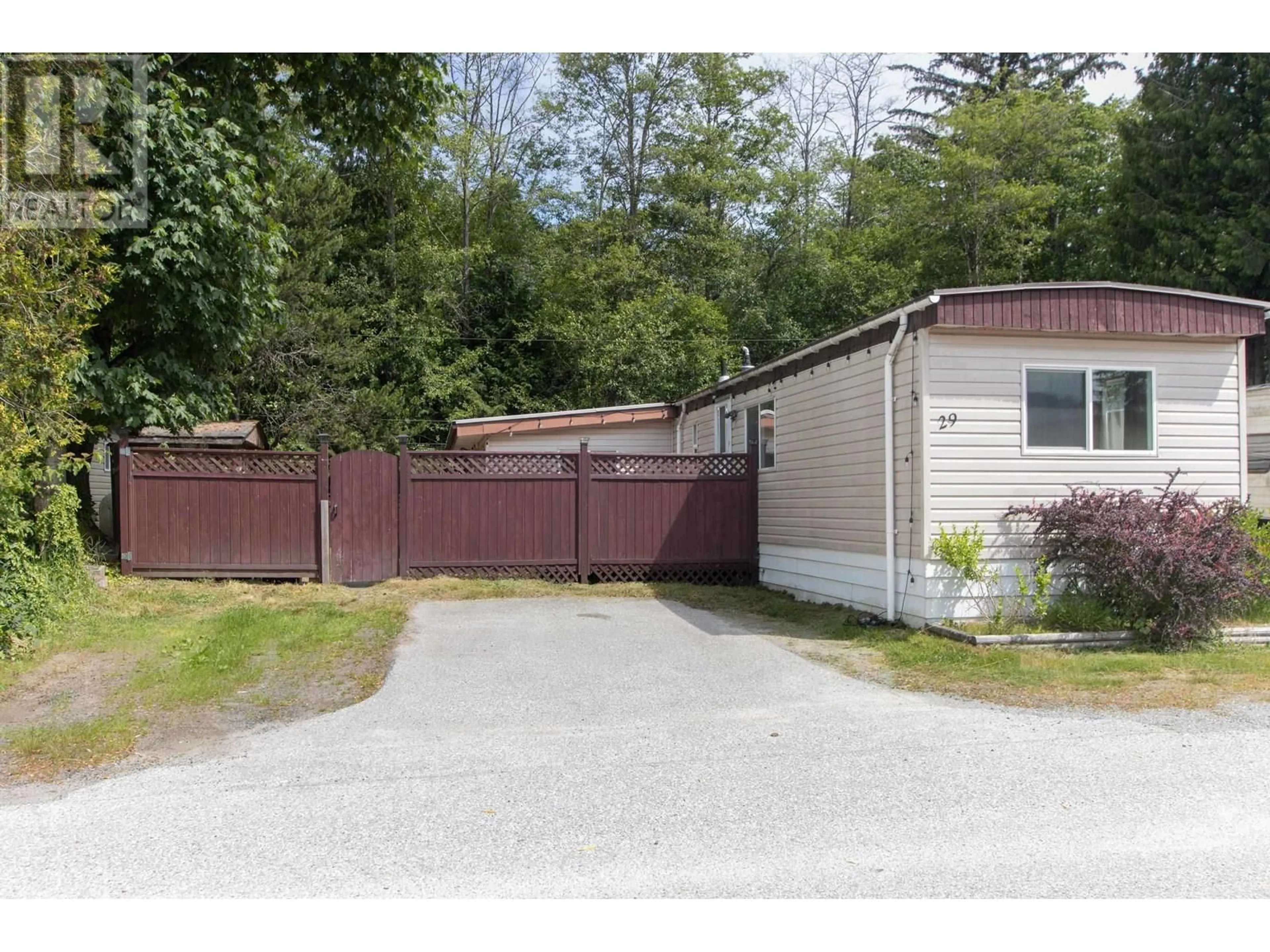 Shed for 29 - 40157 GOVERNMENT ROAD, Squamish British Columbia V8B0N7