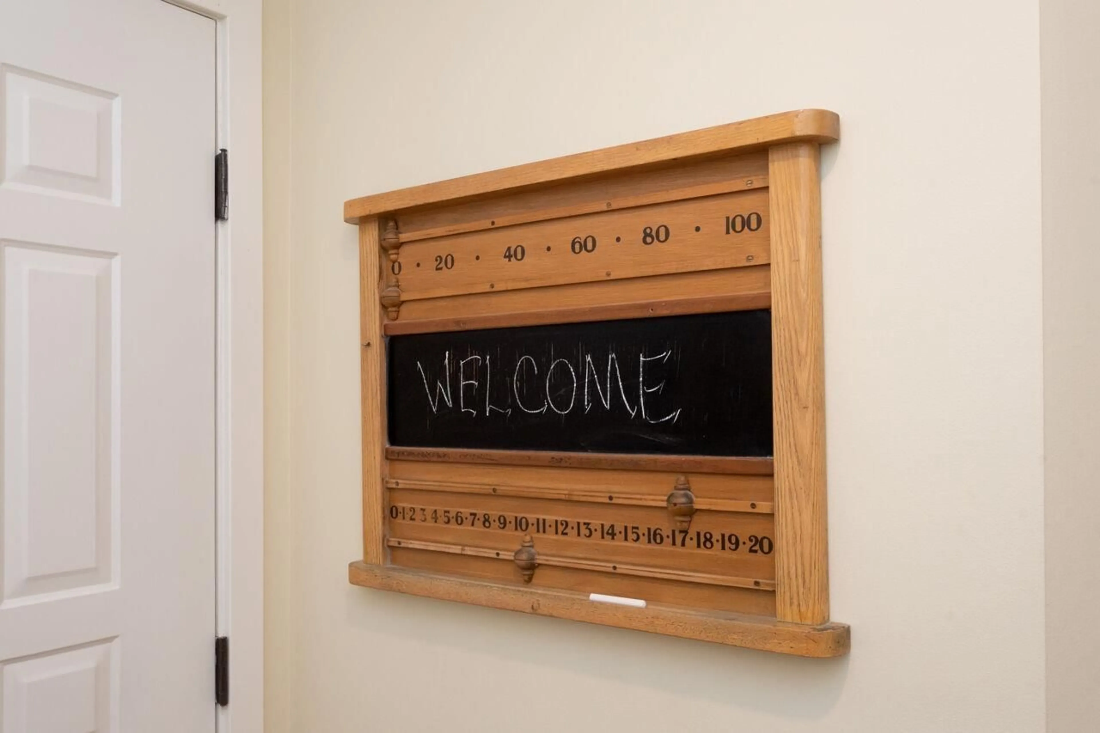 Indoor entryway for 2 - 9045 WALNUT GROVE, Langley British Columbia V1M2E1