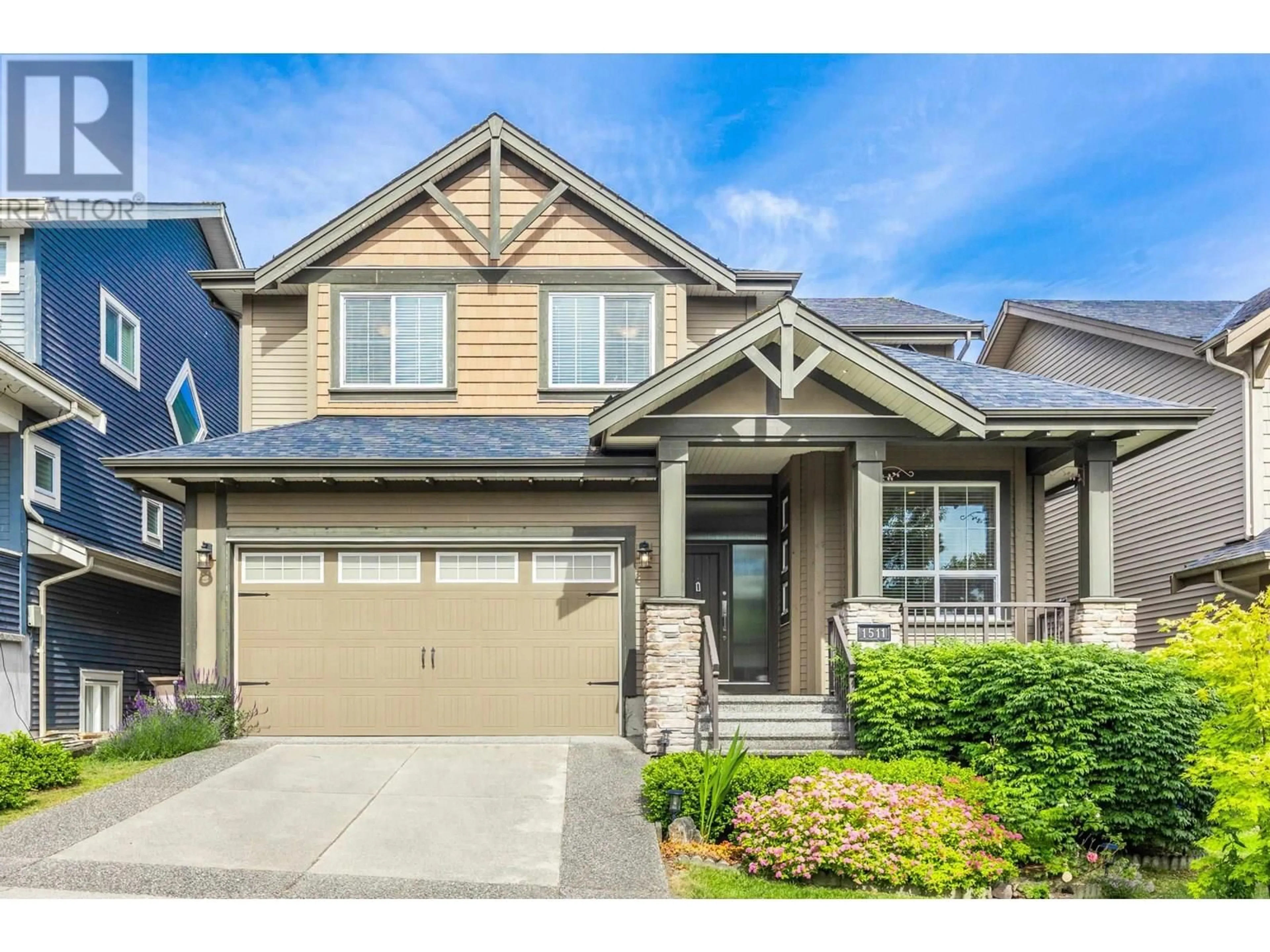 Home with vinyl exterior material, street for 1511 DAYTON STREET, Coquitlam British Columbia V3E0J6
