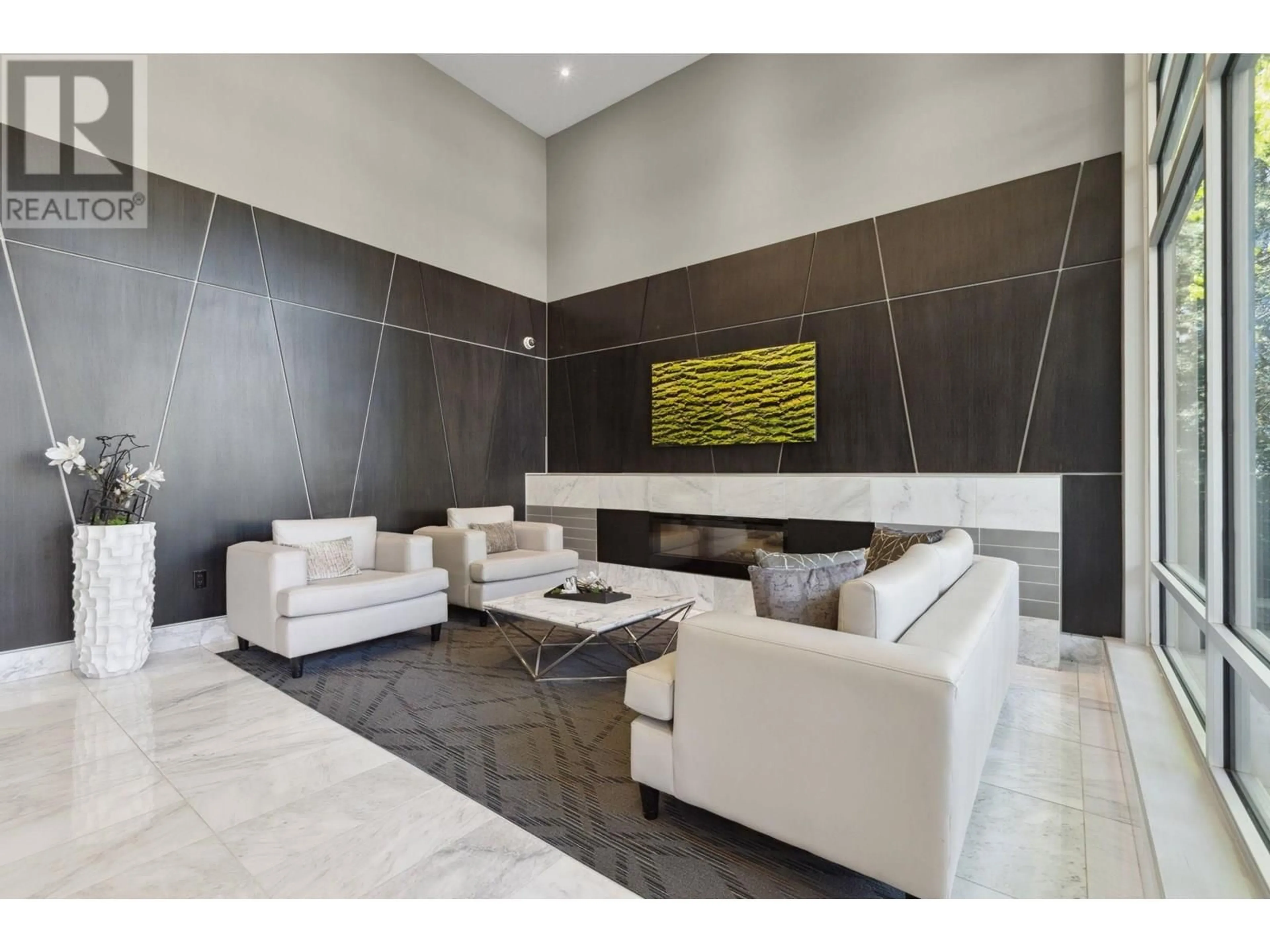 Lobby for 510 - 277 1ST STREET, North Vancouver British Columbia V7M0E8