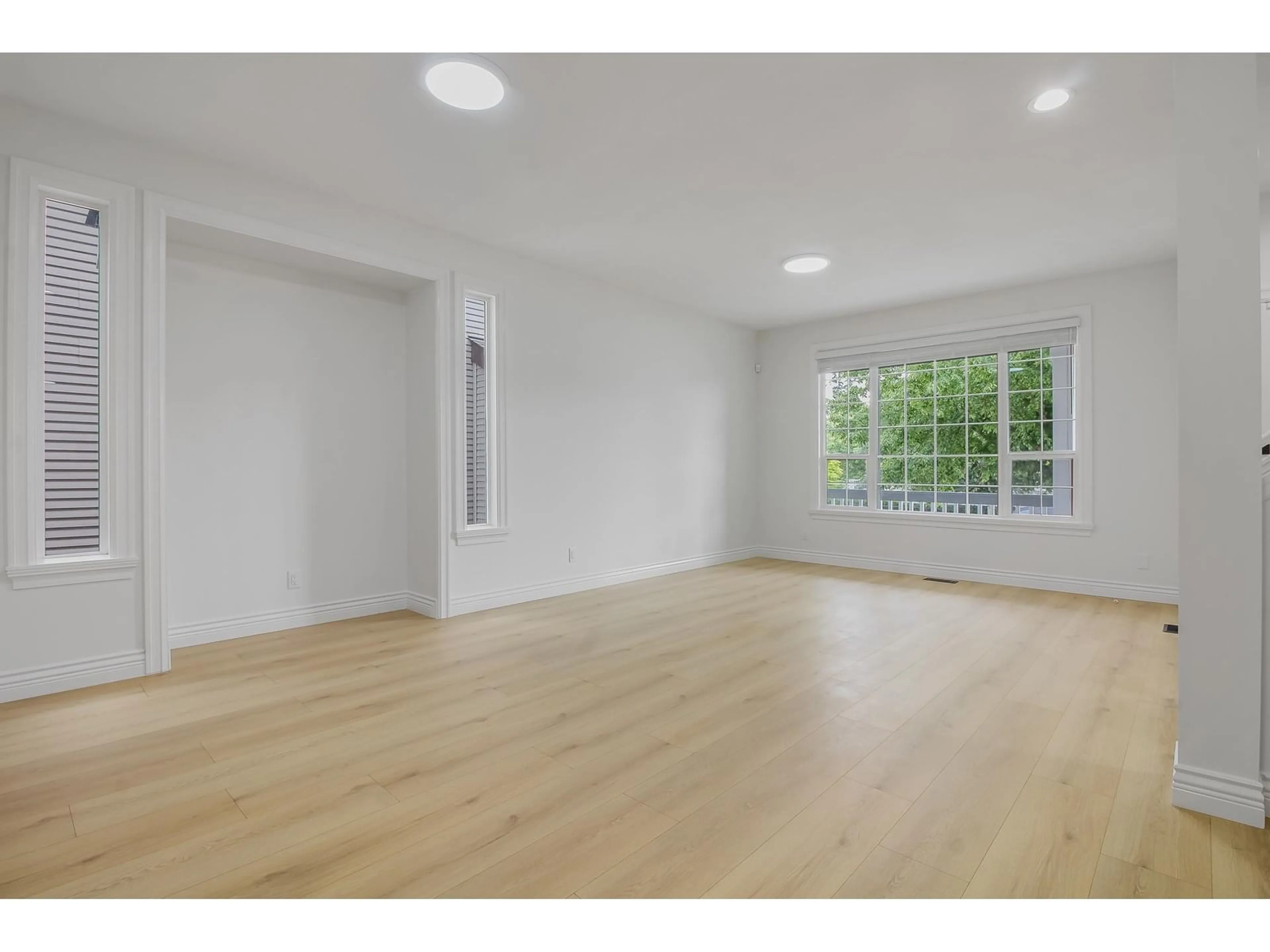 A pic of a room for 19489 66, Surrey British Columbia V4N0C3