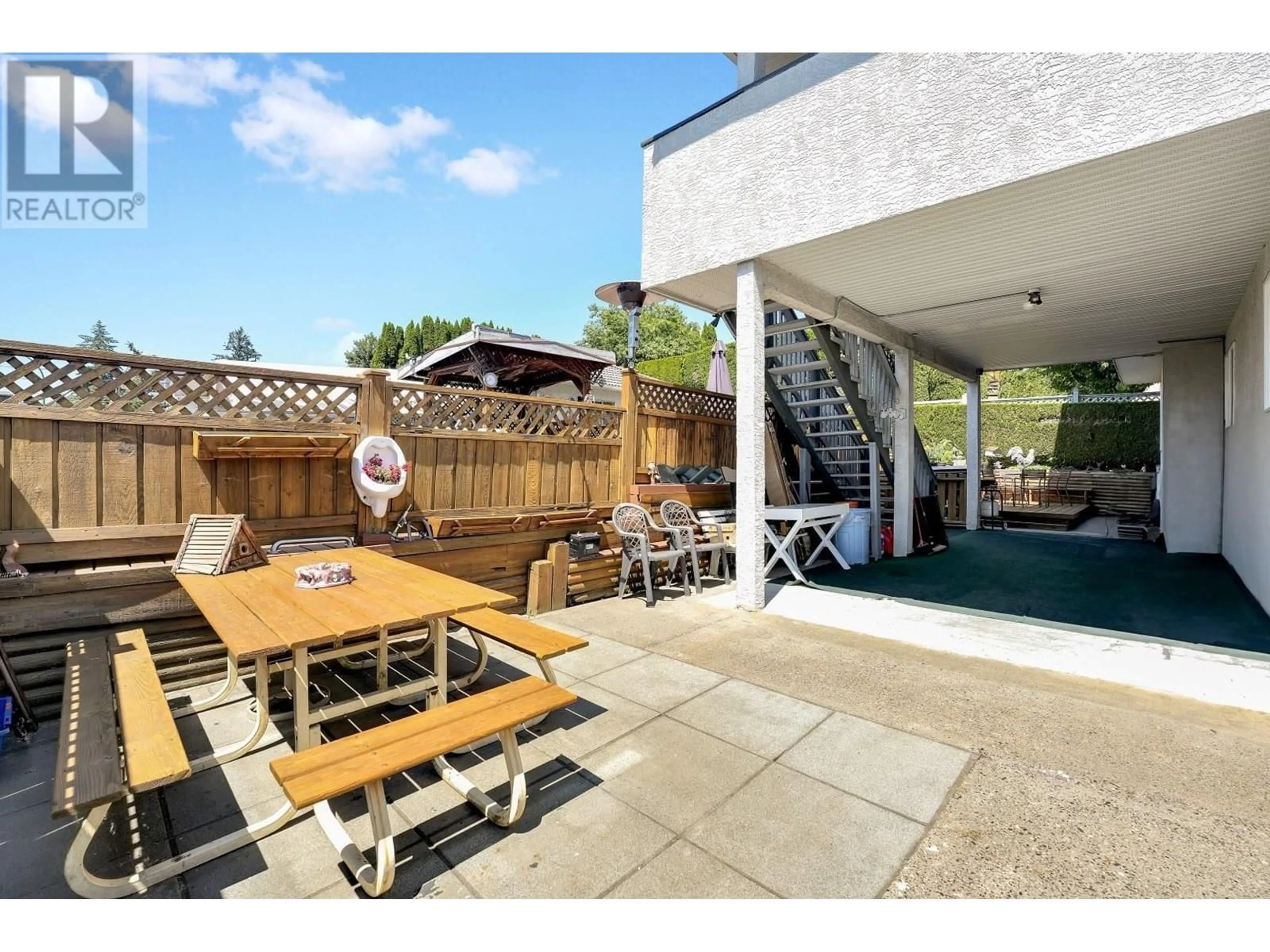 Patio, street for 306 MARMONT STREET, Coquitlam British Columbia V3K4R1