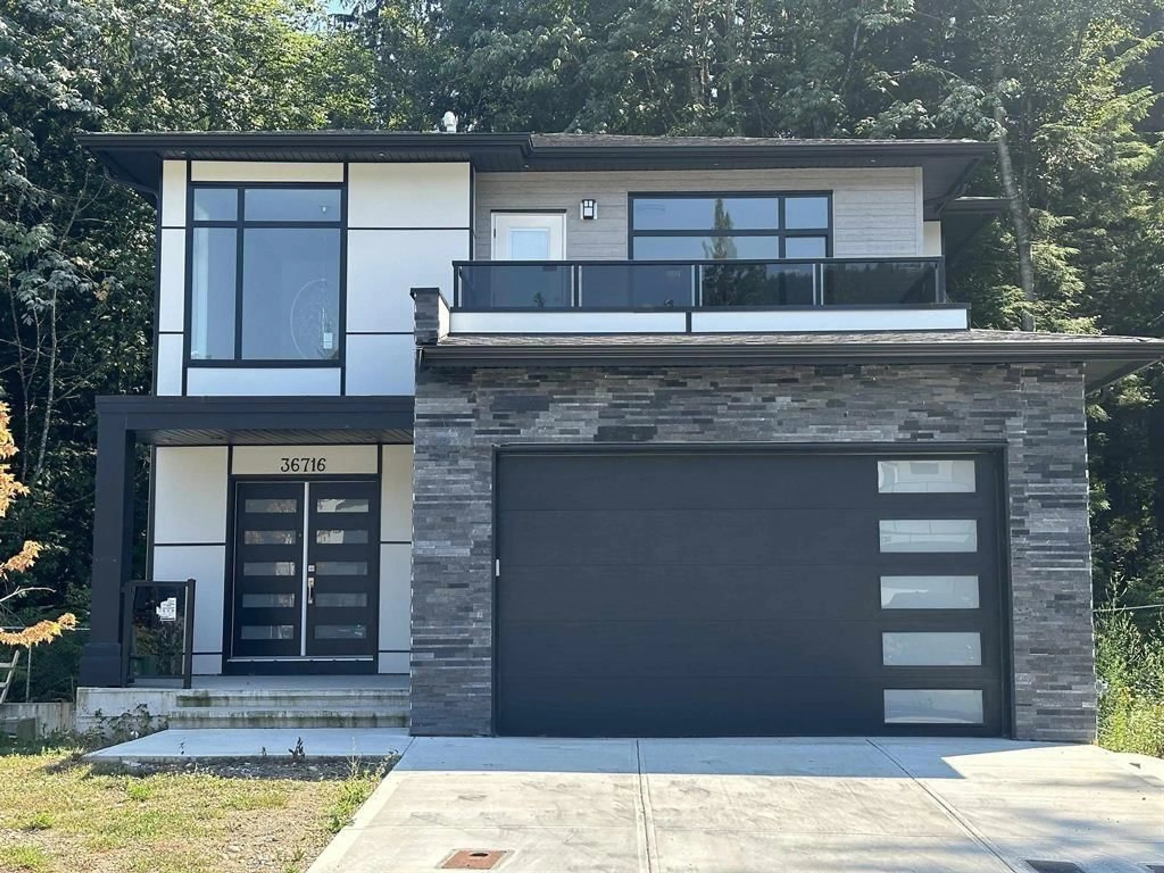 Home with brick exterior material, street for 36716 DIANNE BROOK, Abbotsford British Columbia V3G0H4