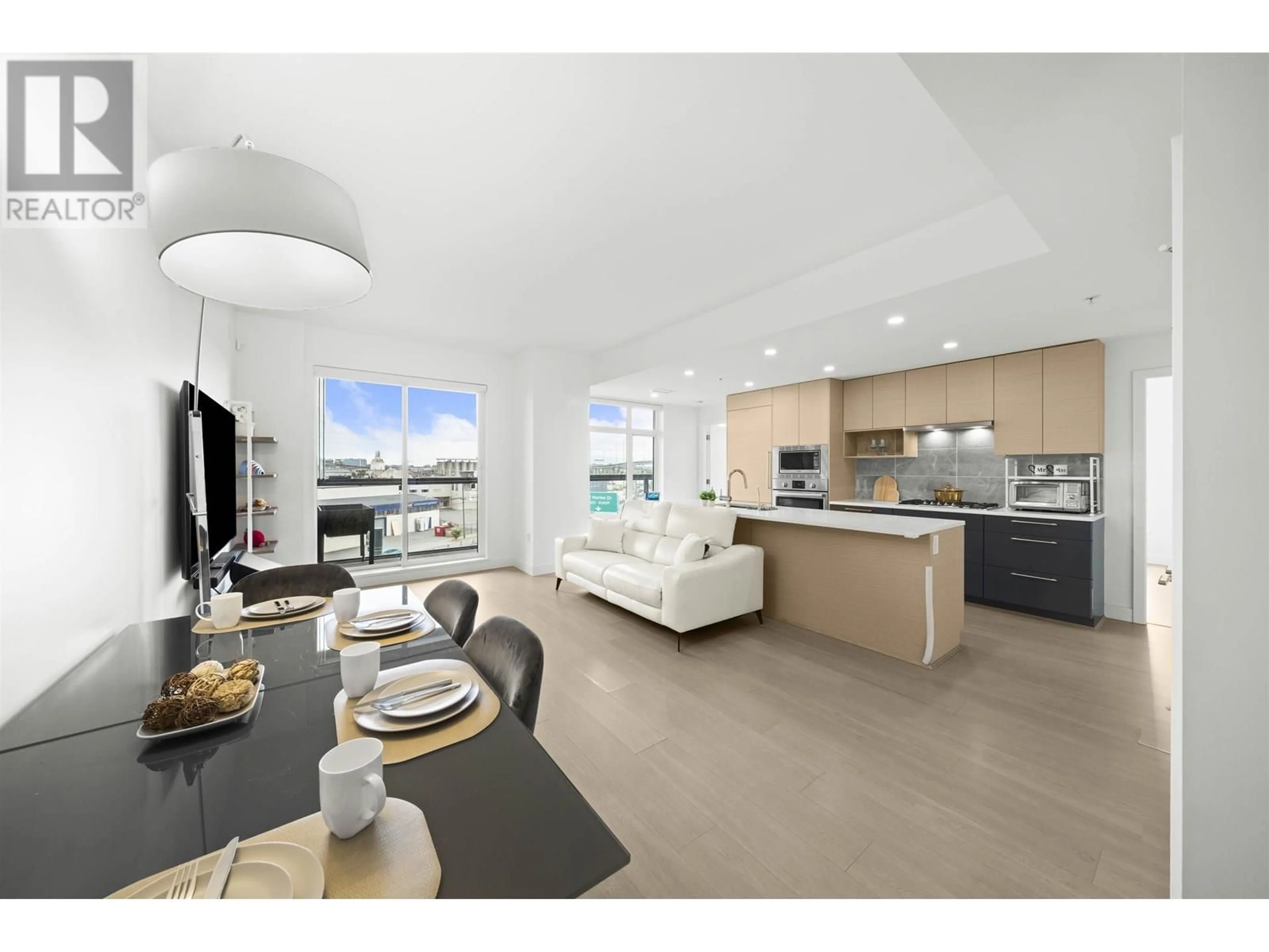 Open concept kitchen, unknown for 301 - 8888 OSLER STREET, Vancouver British Columbia V6P4G2