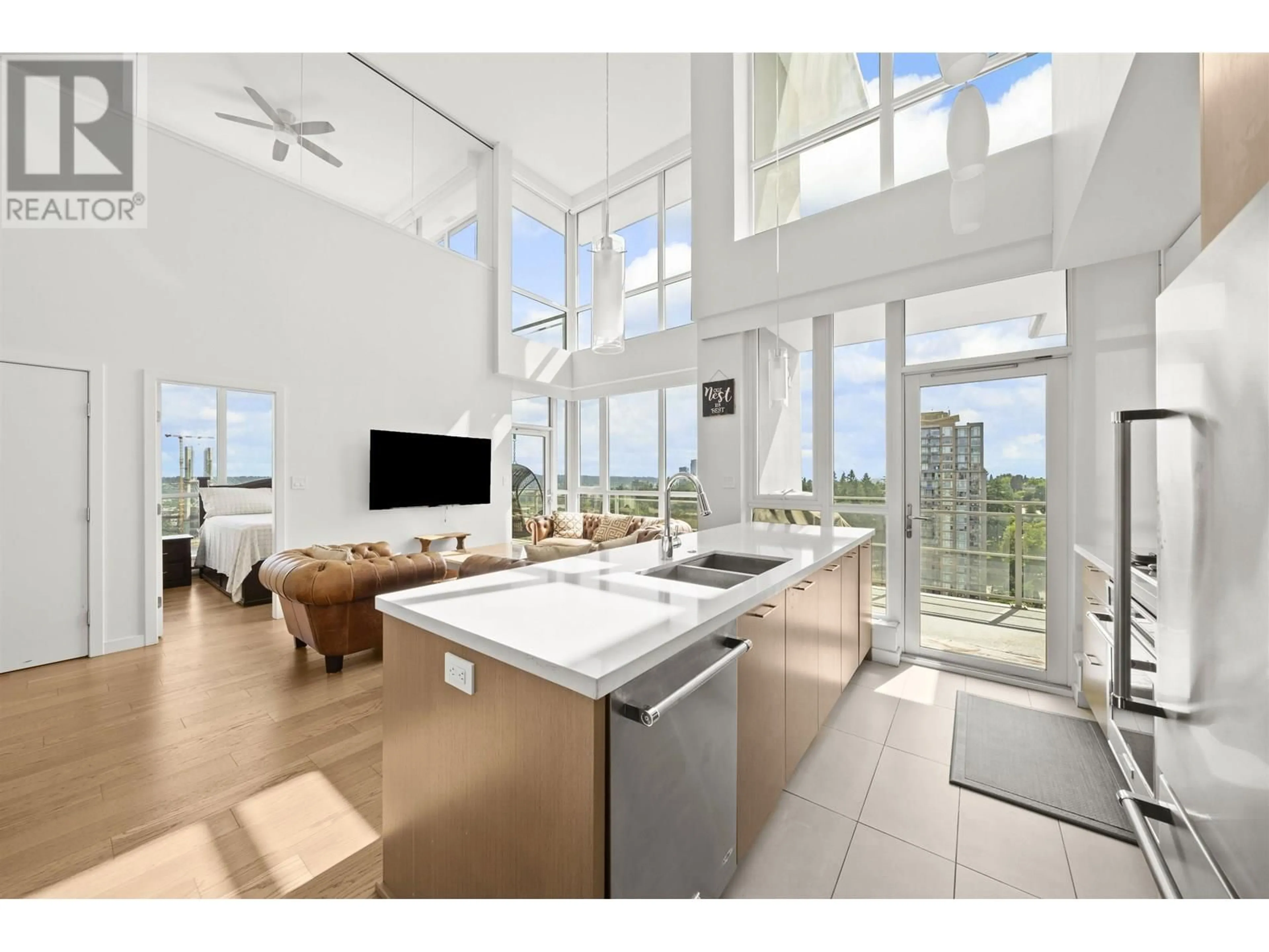 Open concept kitchen, ceramic/tile floor for 2605 - 271 FRANCIS WAY, New Westminster British Columbia V3L0H2