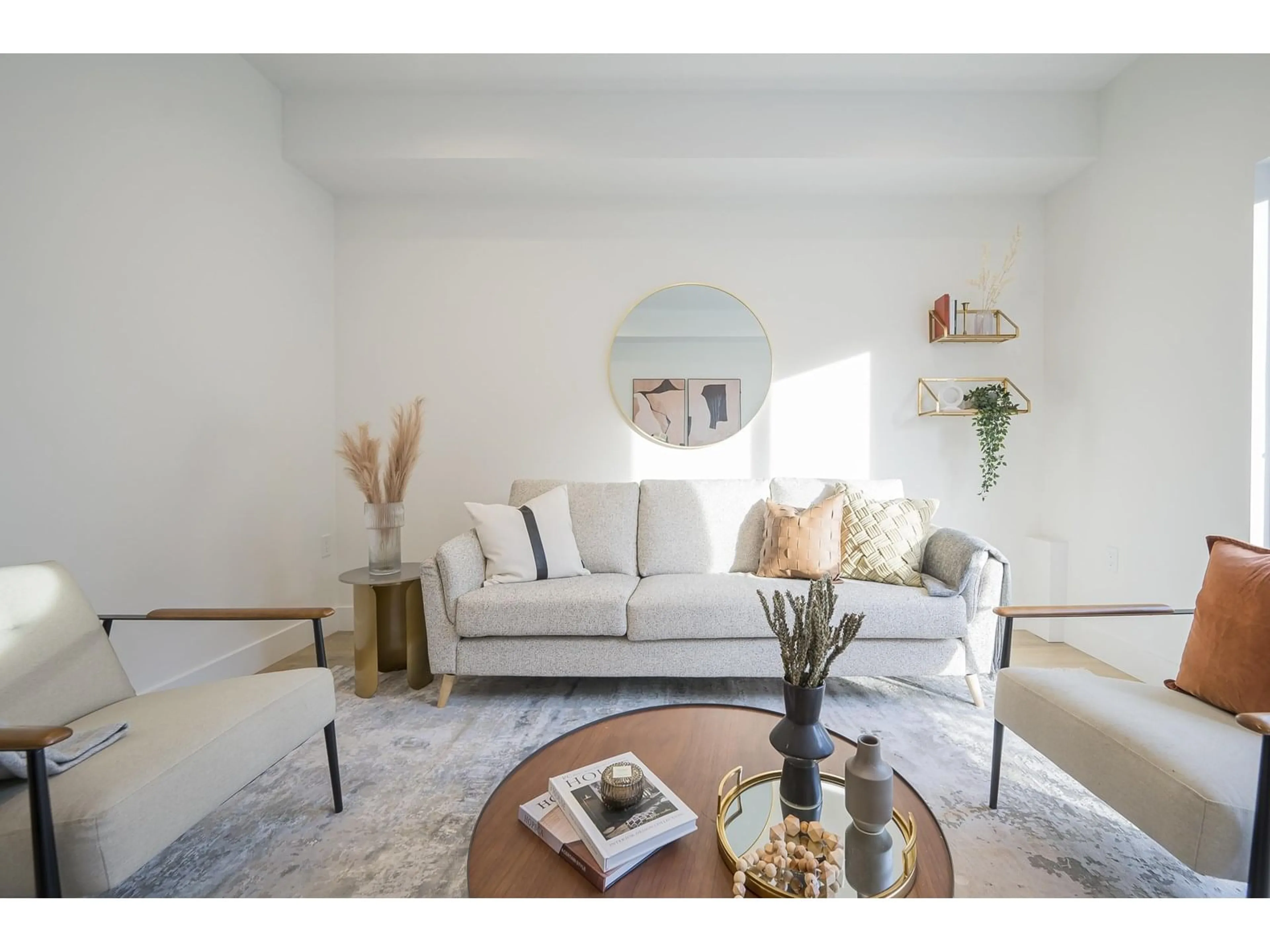 Living room with furniture, unknown for 6 - 12770 105, Surrey British Columbia V3V0H2