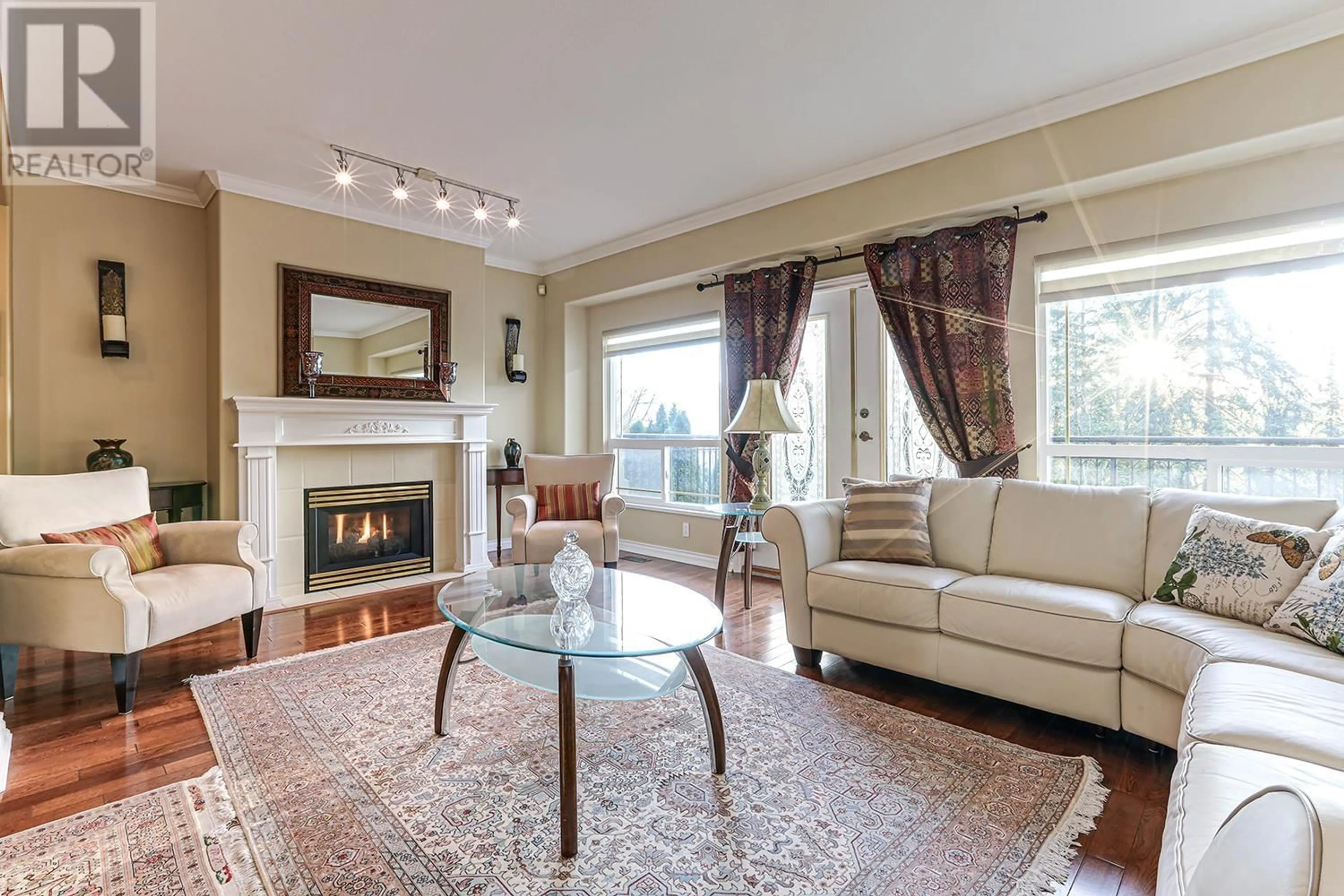 Living room with furniture, unknown for 1501 EAGLE MOUNTAIN DRIVE, Coquitlam British Columbia V3E2Y6