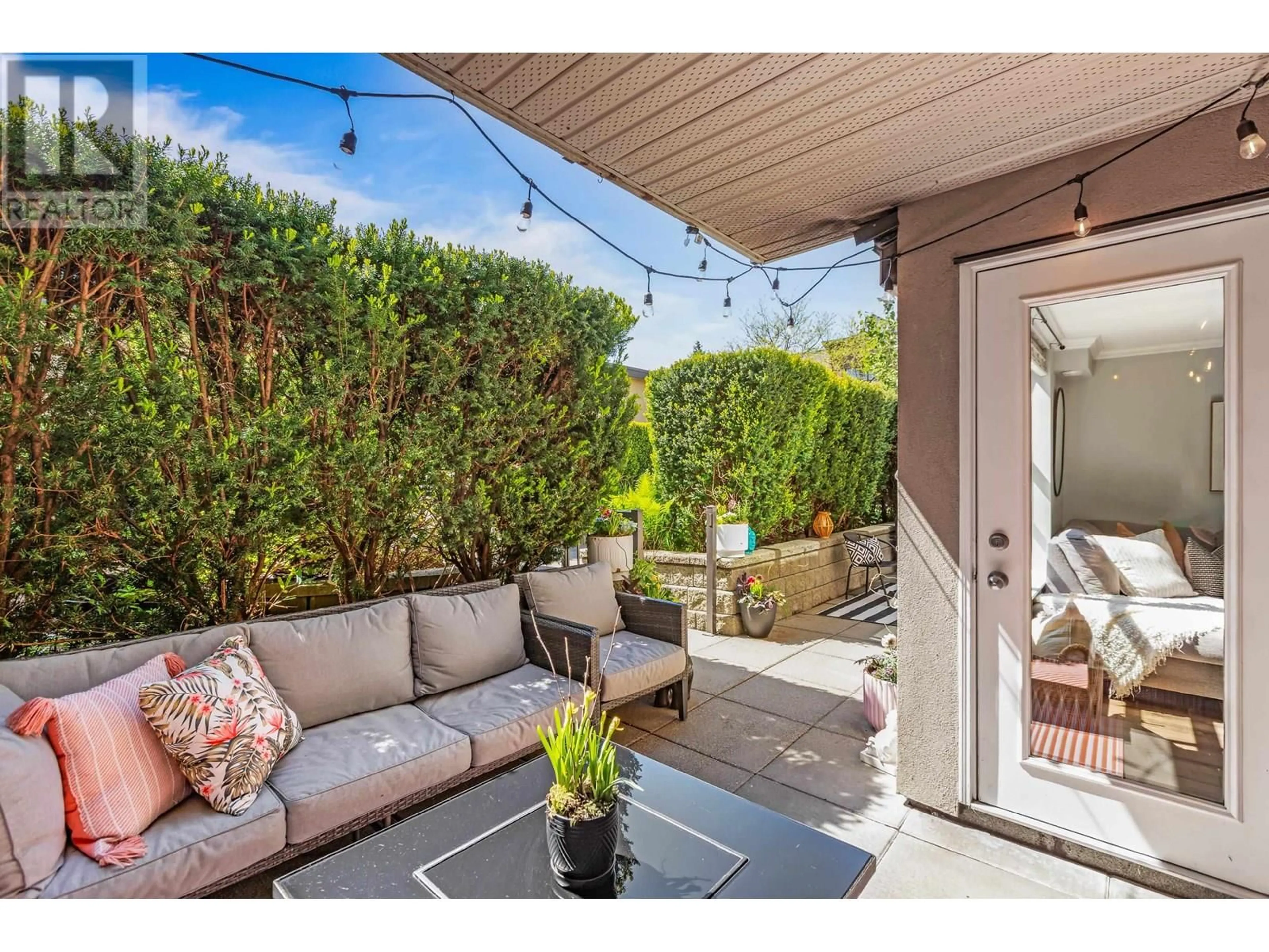 Patio, street for 2001 - 84 GRANT STREET, Port Moody British Columbia V3H0B5