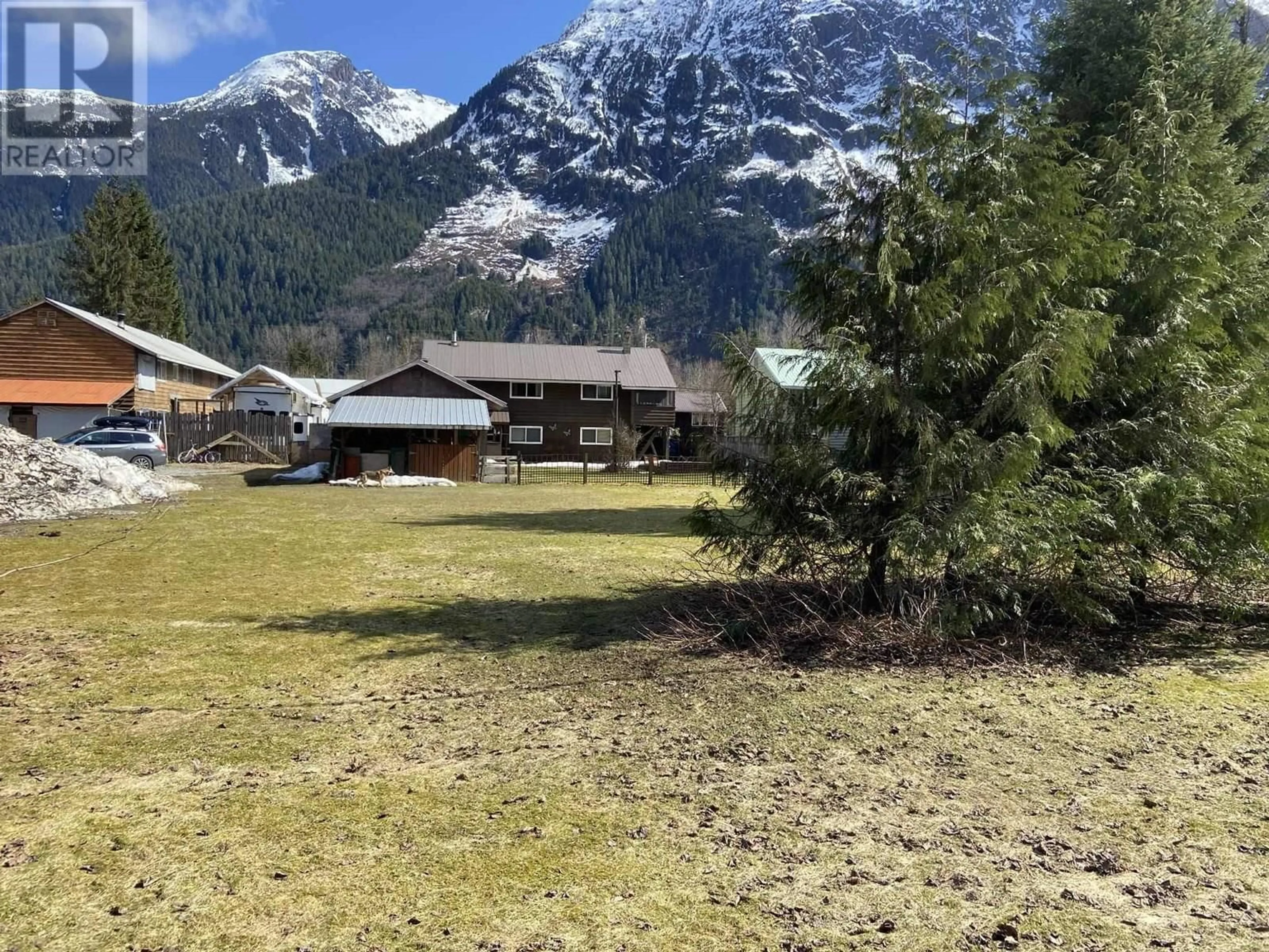 A pic from outside/outdoor area/front of a property/back of a property/a pic from drone, mountain view for 1407 RAVEN STREET, Stewart British Columbia V0T1W0