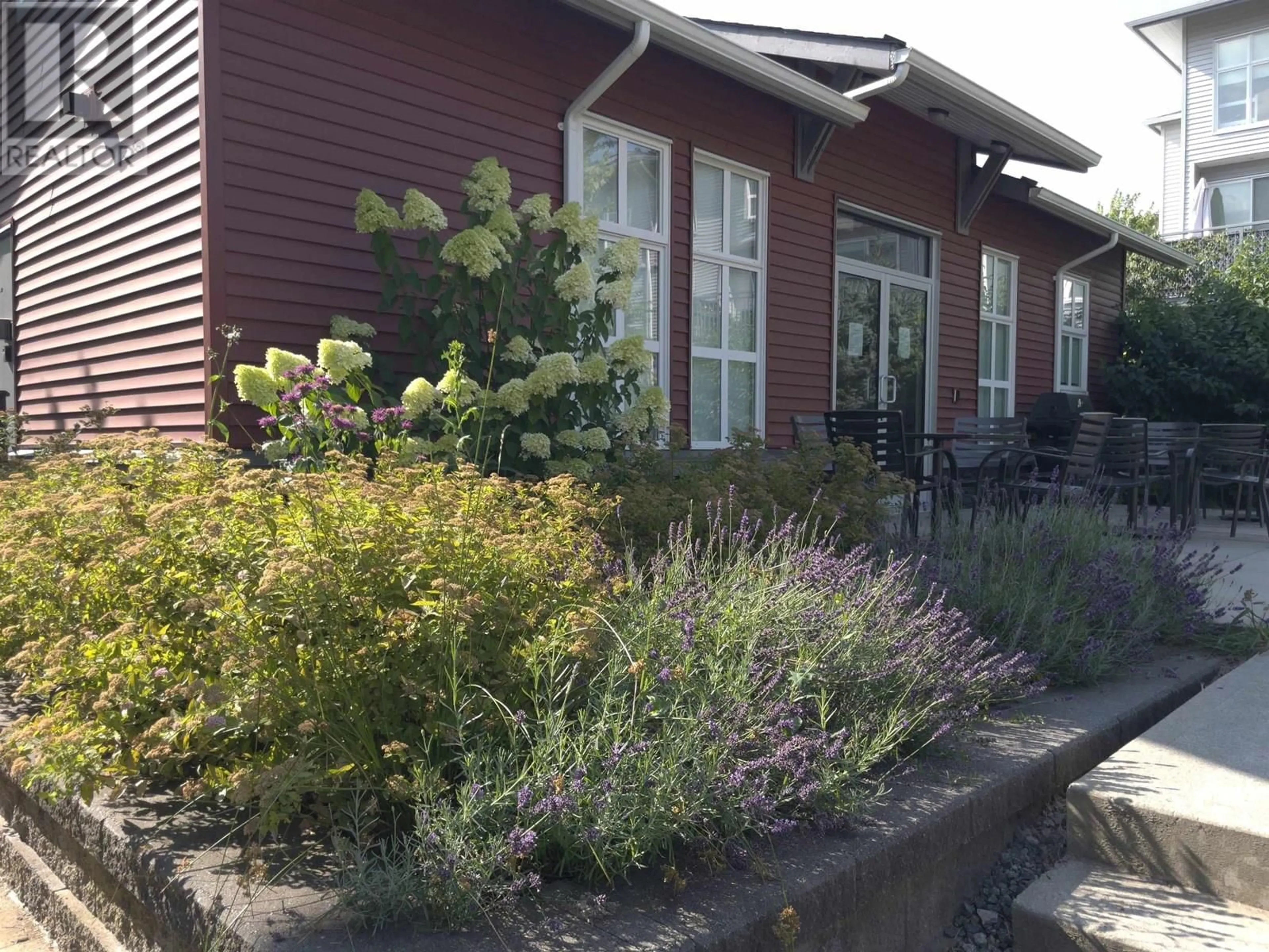 A pic from outside/outdoor area/front of a property/back of a property/a pic from drone, street for 84 - 24076 112 AVENUE, Maple Ridge British Columbia V2W0K2