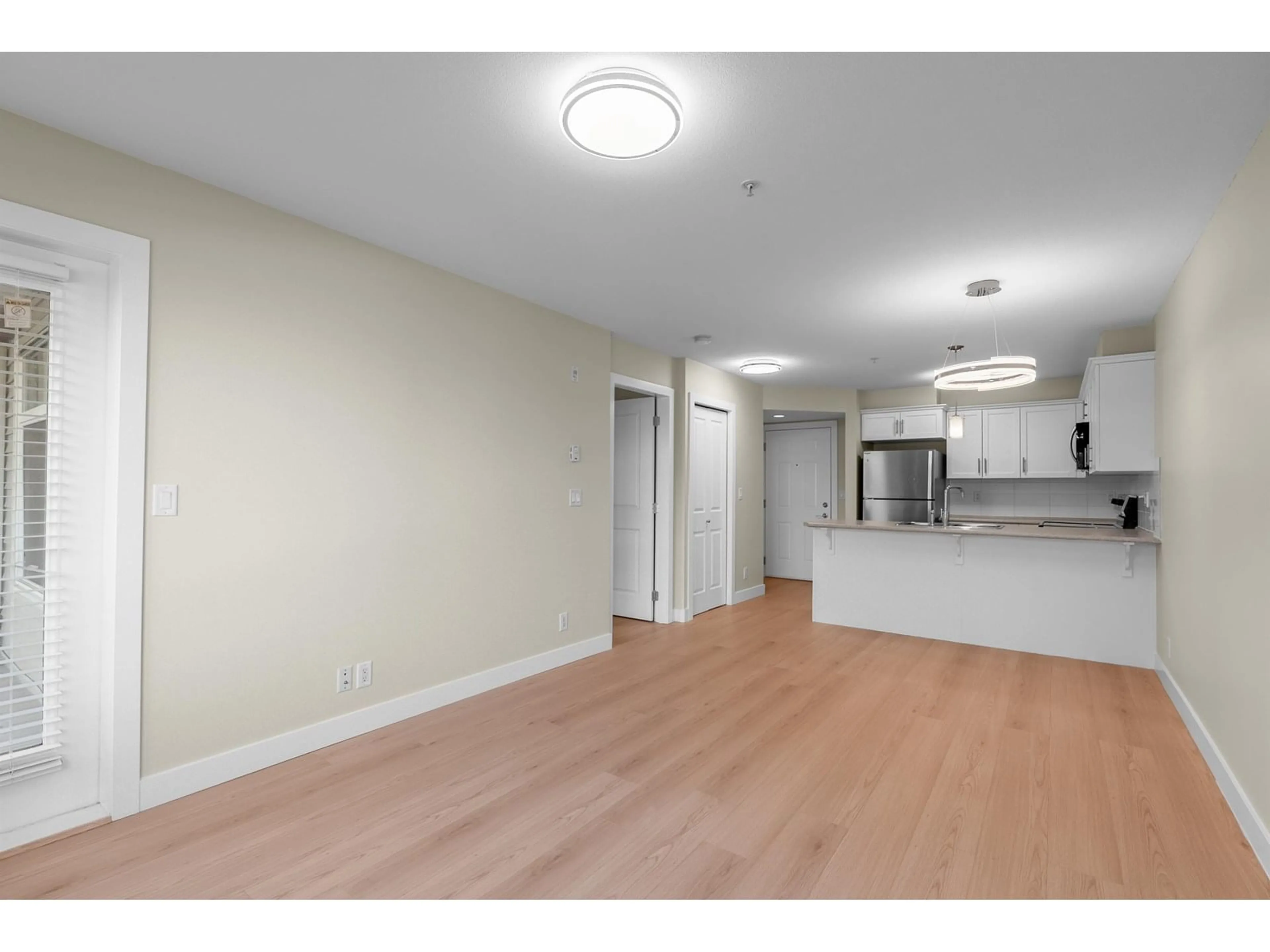 A pic of a room for 202 - 46150 BOLE AVENUE, Chilliwack British Columbia V2P0B7