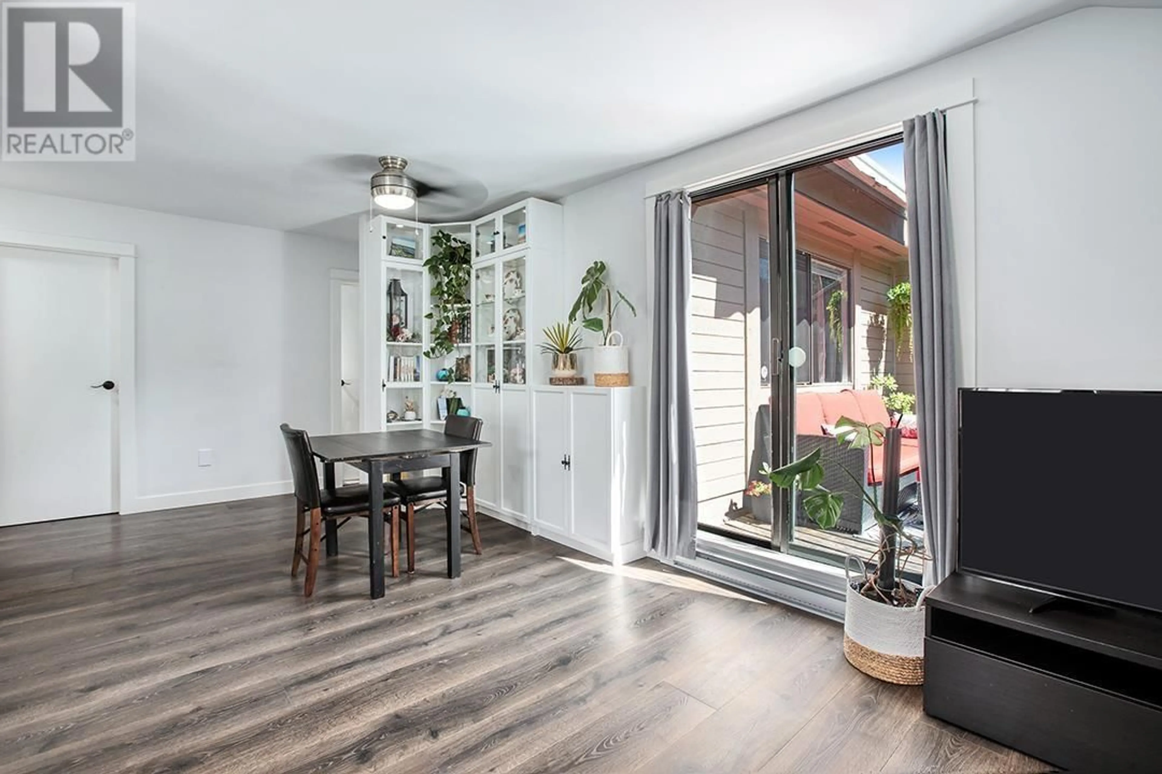 Unknown for 302 - 9138 CAPELLA DRIVE, Burnaby British Columbia V3J7K3