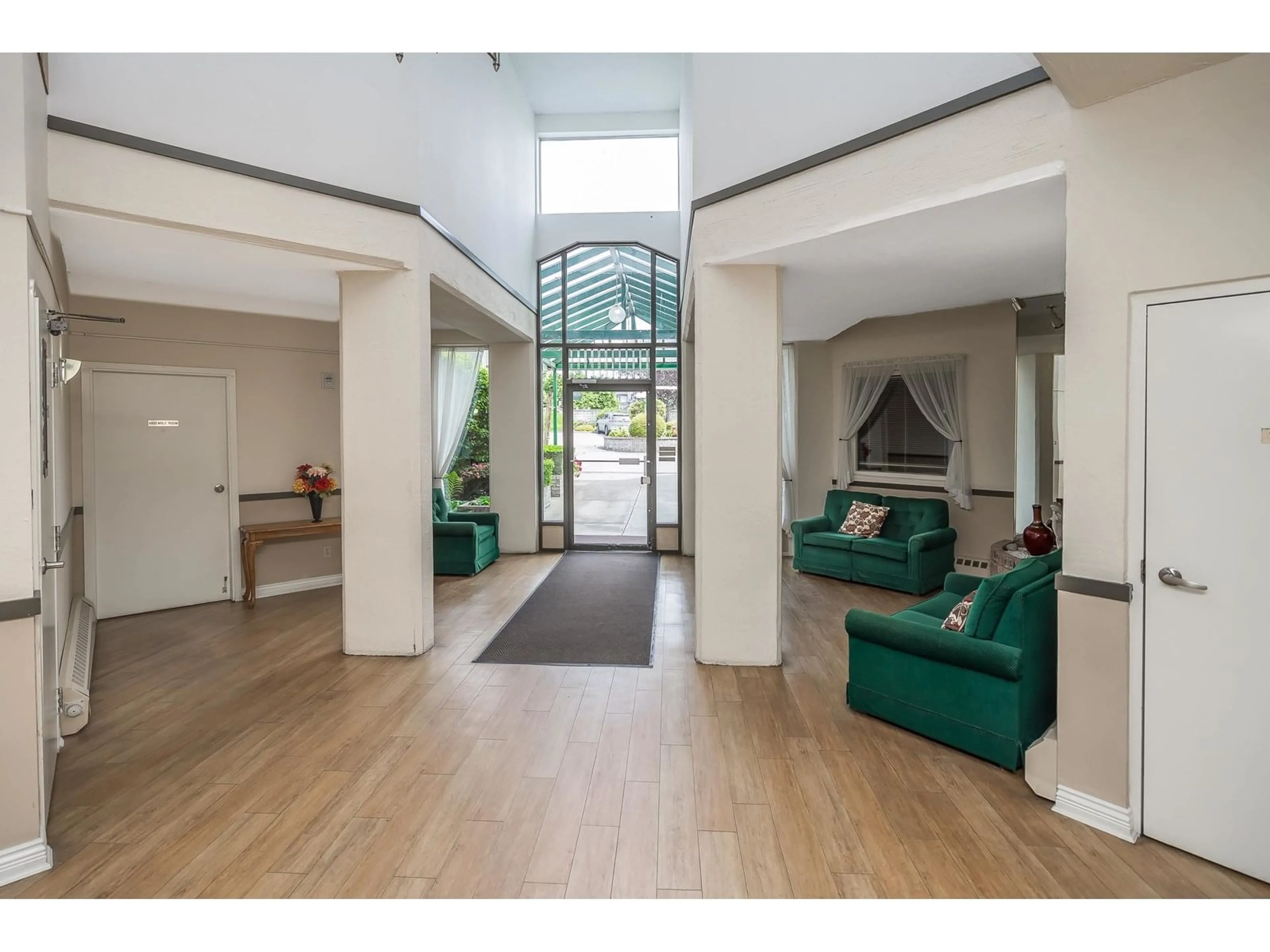 Indoor foyer for 316 - 31850 UNION, Abbotsford British Columbia V2T4V2