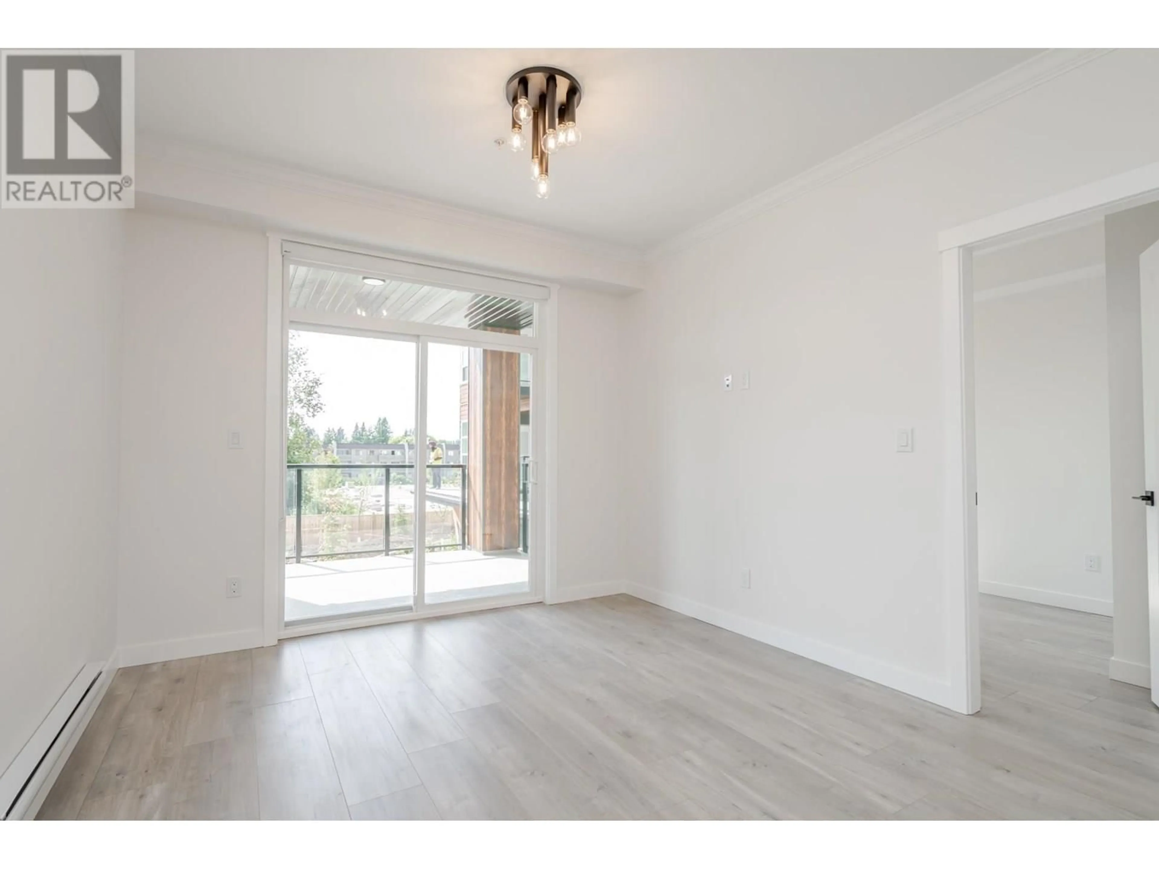 A pic of a room for 223 - 12109 223 STREET, Maple Ridge British Columbia V3W2V3