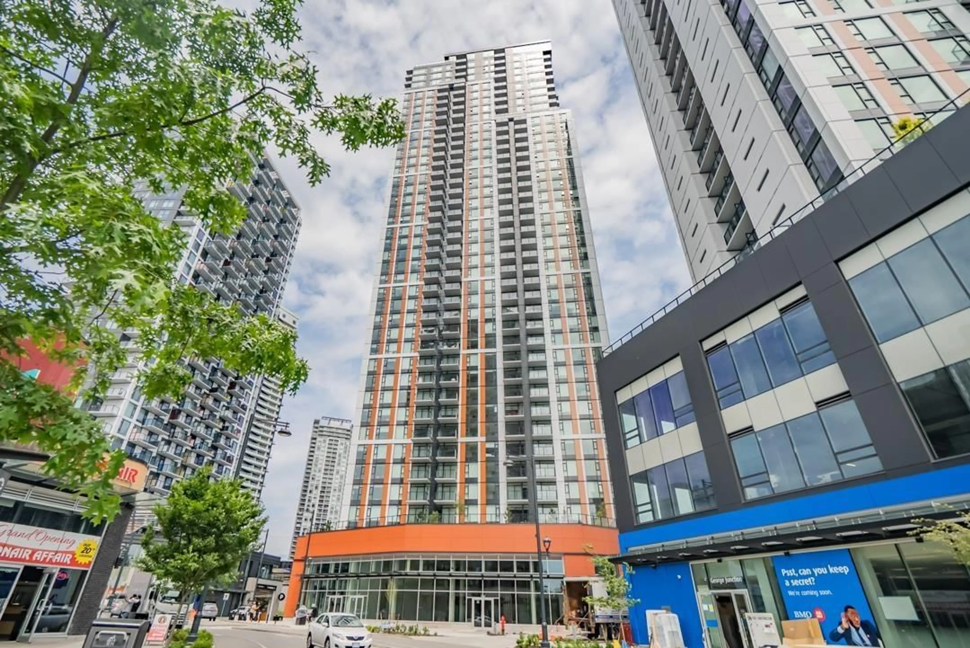 Unknown for 3103 - 13725 GEORGE JUNCTION, Surrey British Columbia V3T0V7