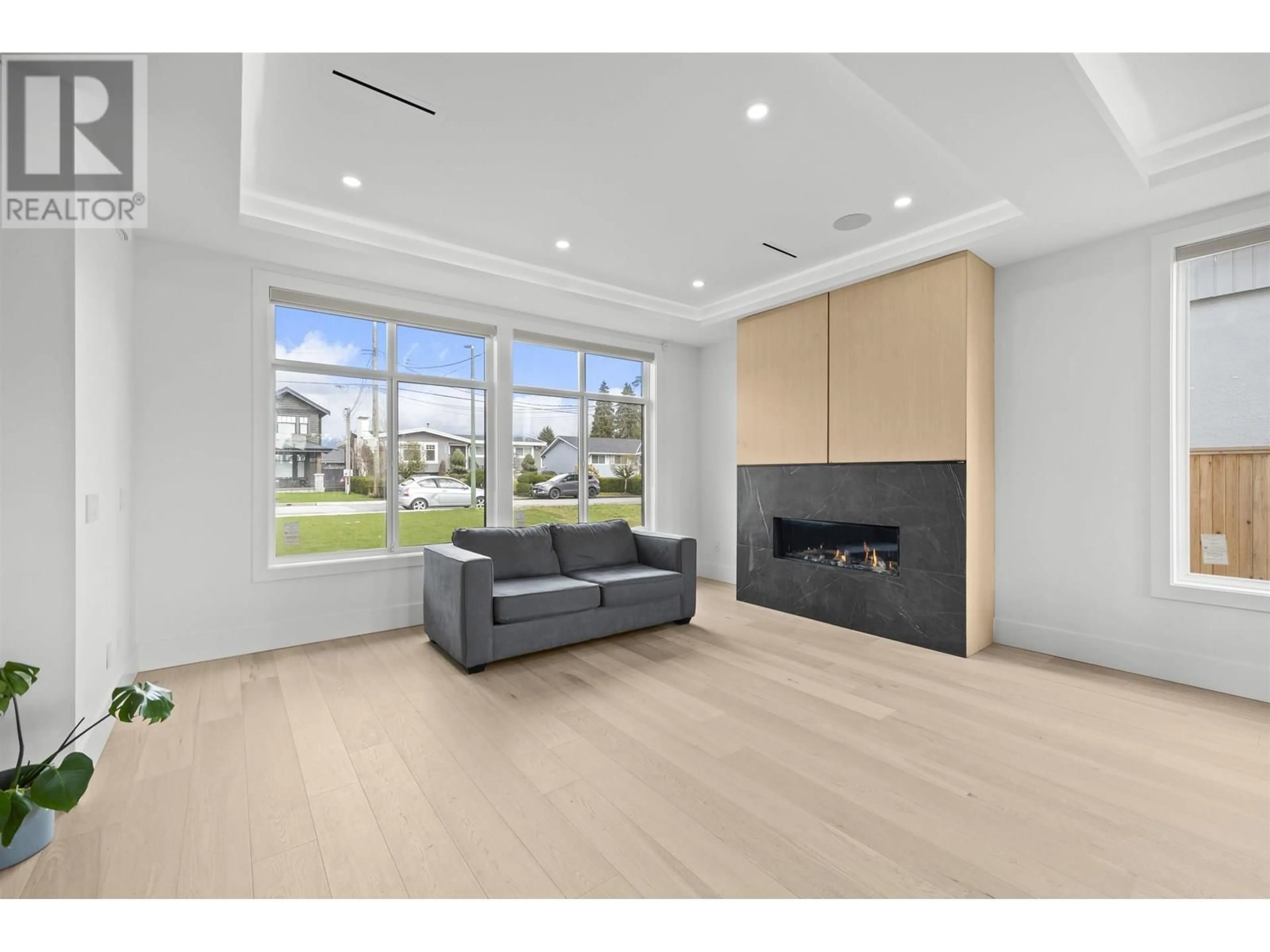 Unknown for 1054 SMITH AVENUE, Coquitlam British Columbia V3J2X8