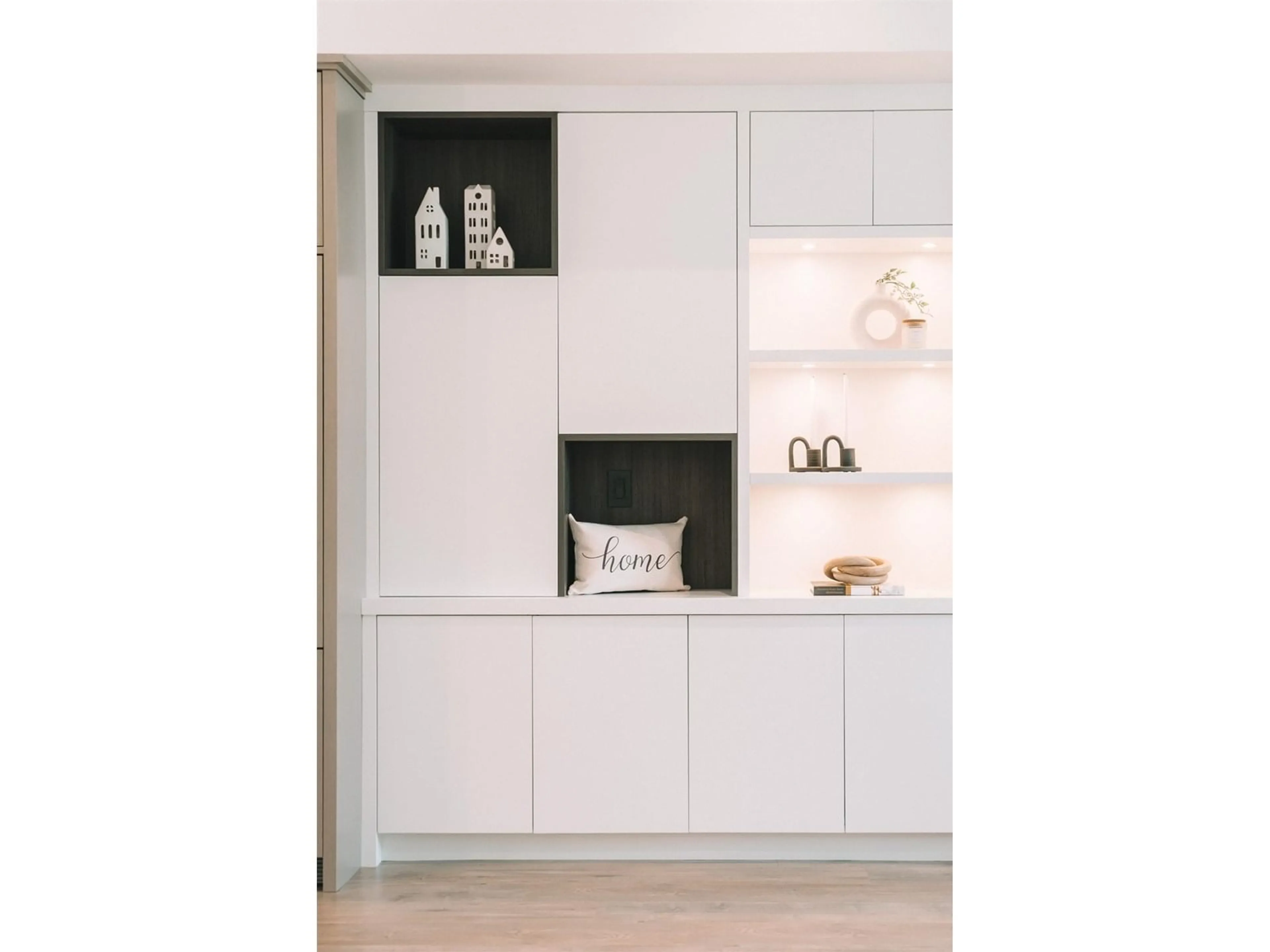 Contemporary kitchen, wood/laminate floor for 8133 202, Langley British Columbia V2Y3K2