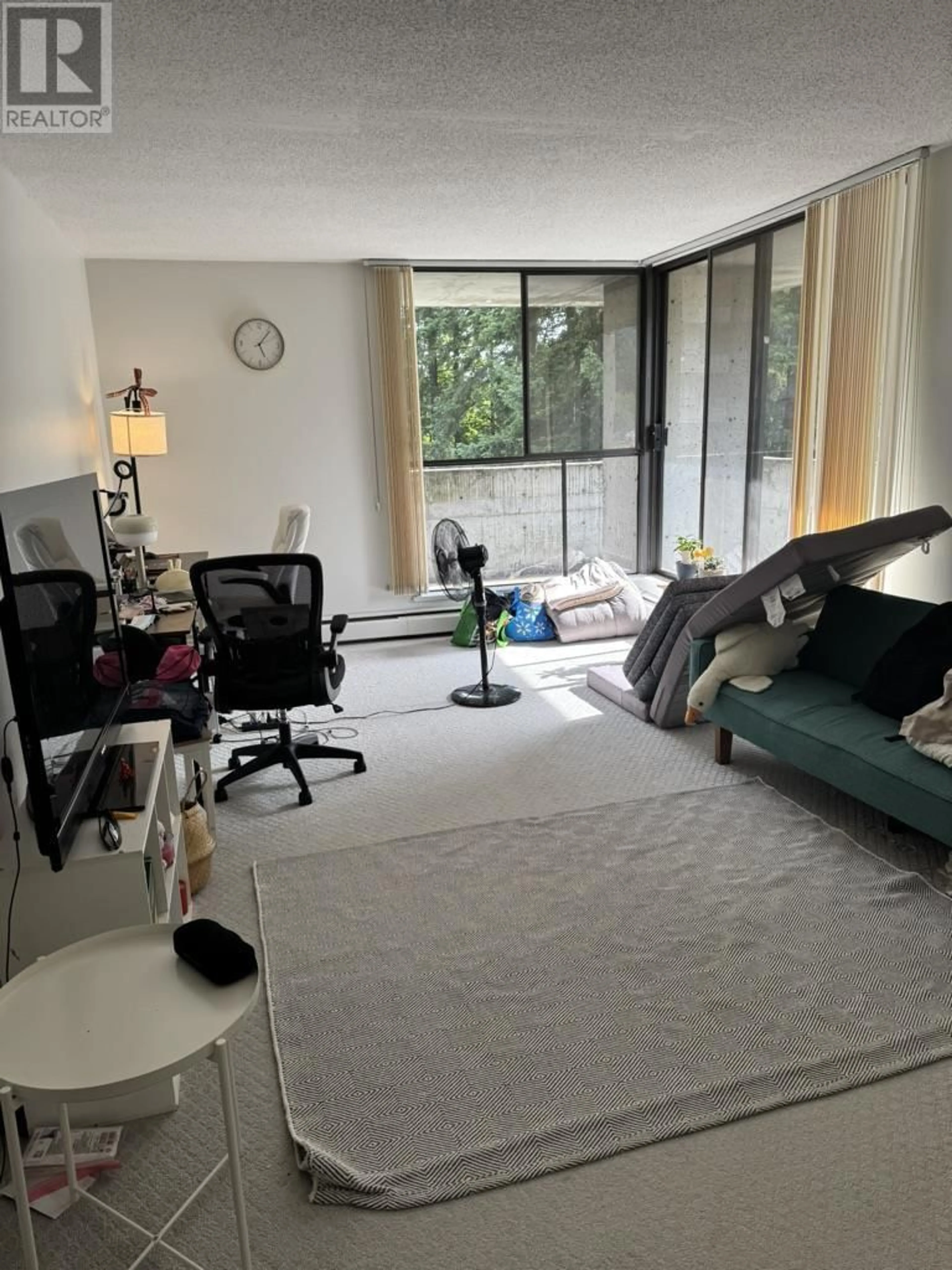A pic of a room for 203 - 3755 BARTLETT COURT, Burnaby British Columbia V3J7G7