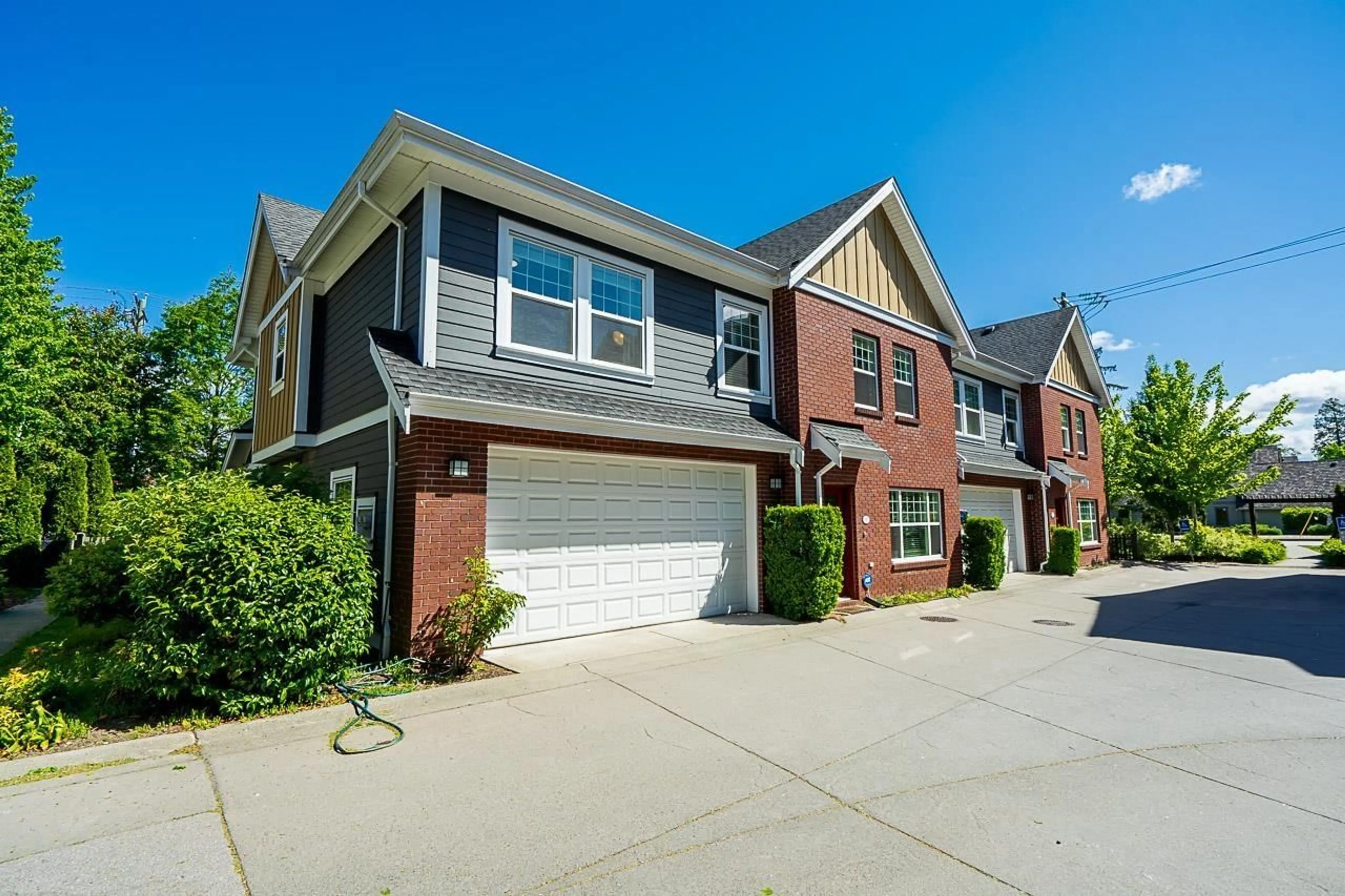 Home with brick exterior material, street for 7 - 15988 32, Surrey British Columbia V3Z2J4