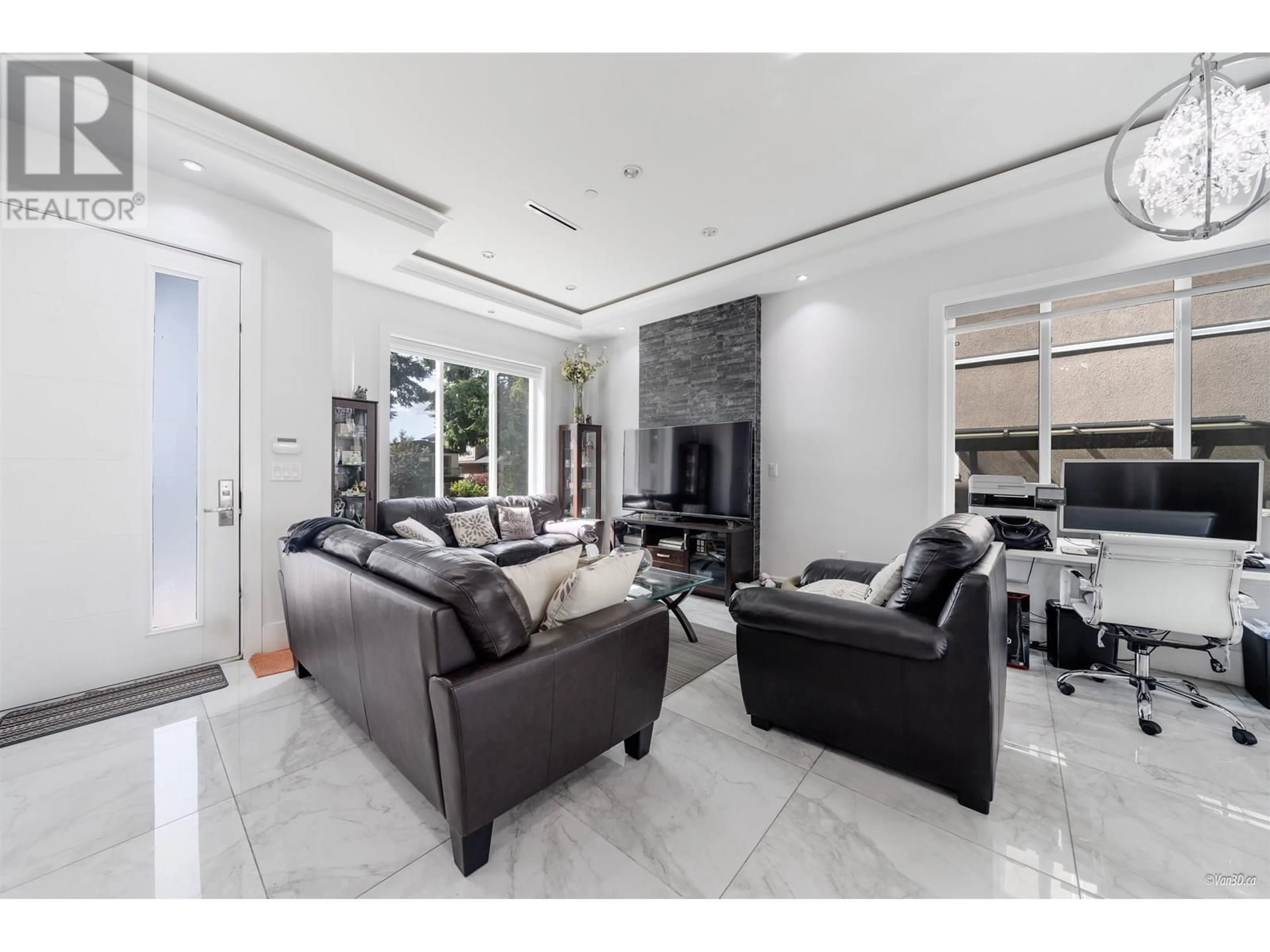 Living room with furniture, ceramic/tile floor for 5874 BATTISON STREET, Vancouver British Columbia V5R4M8