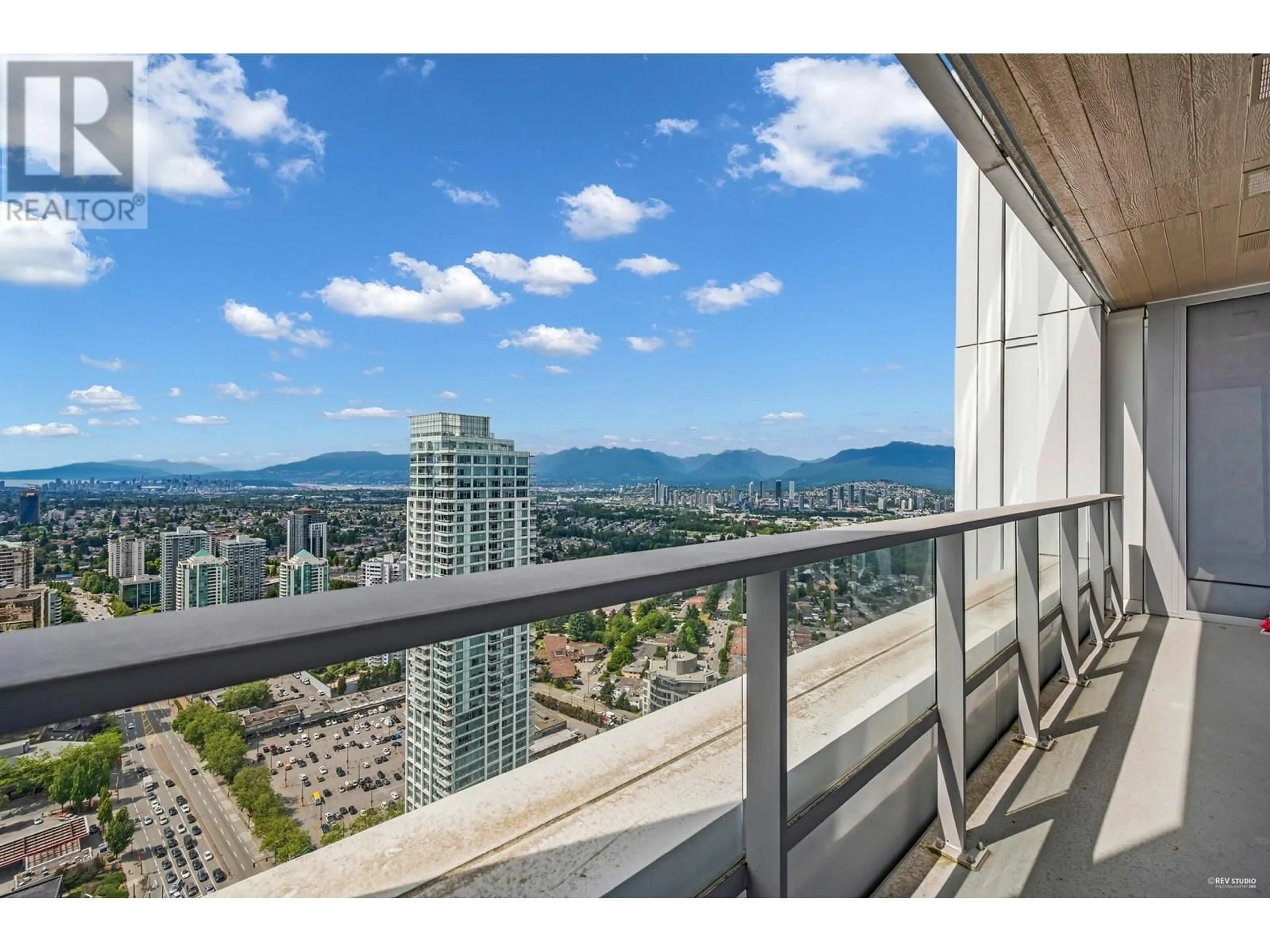 Balcony in the apartment, city buildings view from balcony for 4206 - 6000 MCKAY AVENUE, Burnaby British Columbia V5H0K2