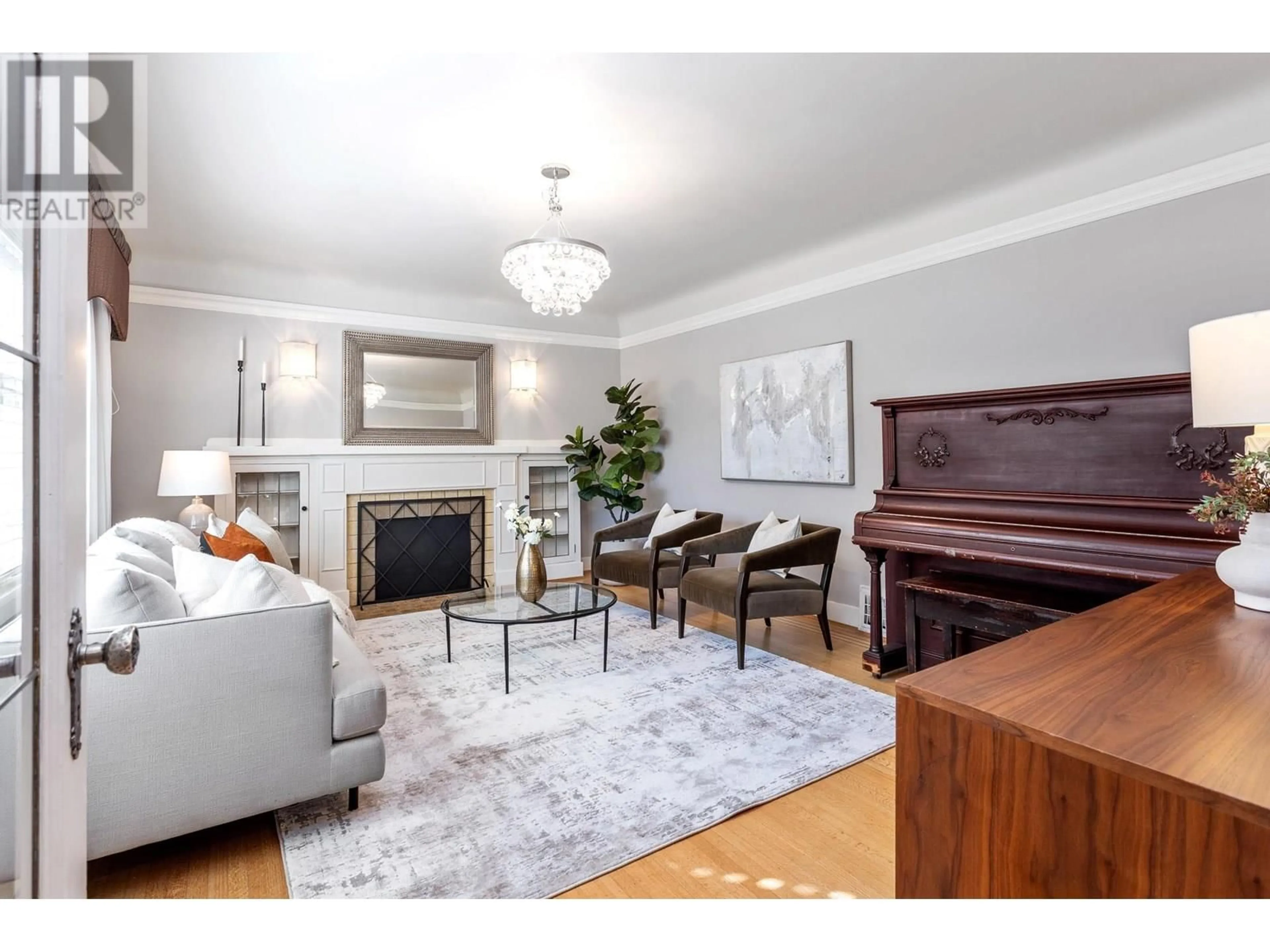 Living room with furniture, unknown for 4671 13TH AVENUE, Vancouver British Columbia V6R2V6
