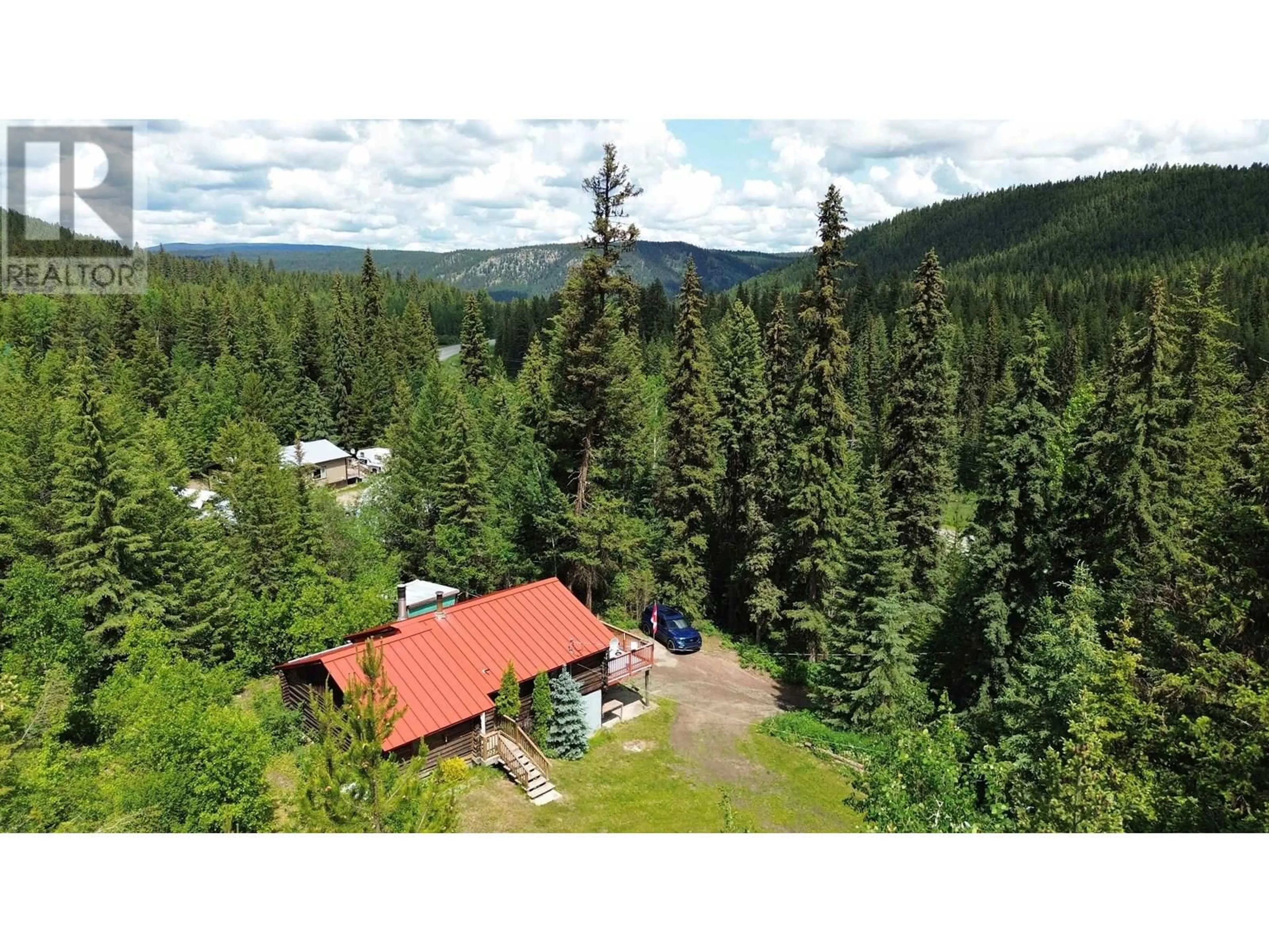 A pic from outside/outdoor area/front of a property/back of a property/a pic from drone, forest/trees view for 4611 DALLAS ROAD, Williams Lake British Columbia V2G4Z3