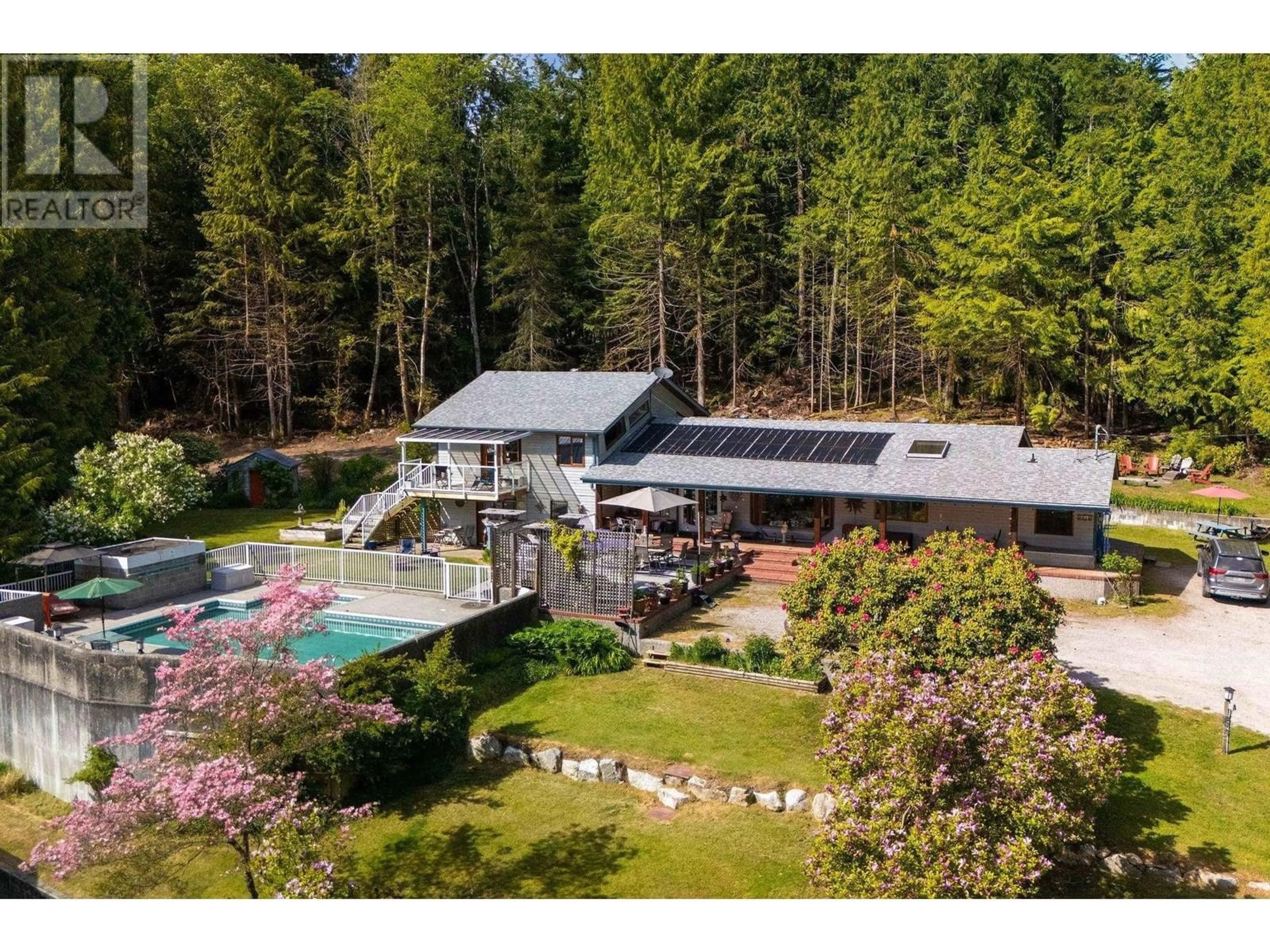 A pic from outside/outdoor area/front of a property/back of a property/a pic from drone, unknown for 3318 LINWOOD ROAD, Roberts Creek British Columbia V0N2W1