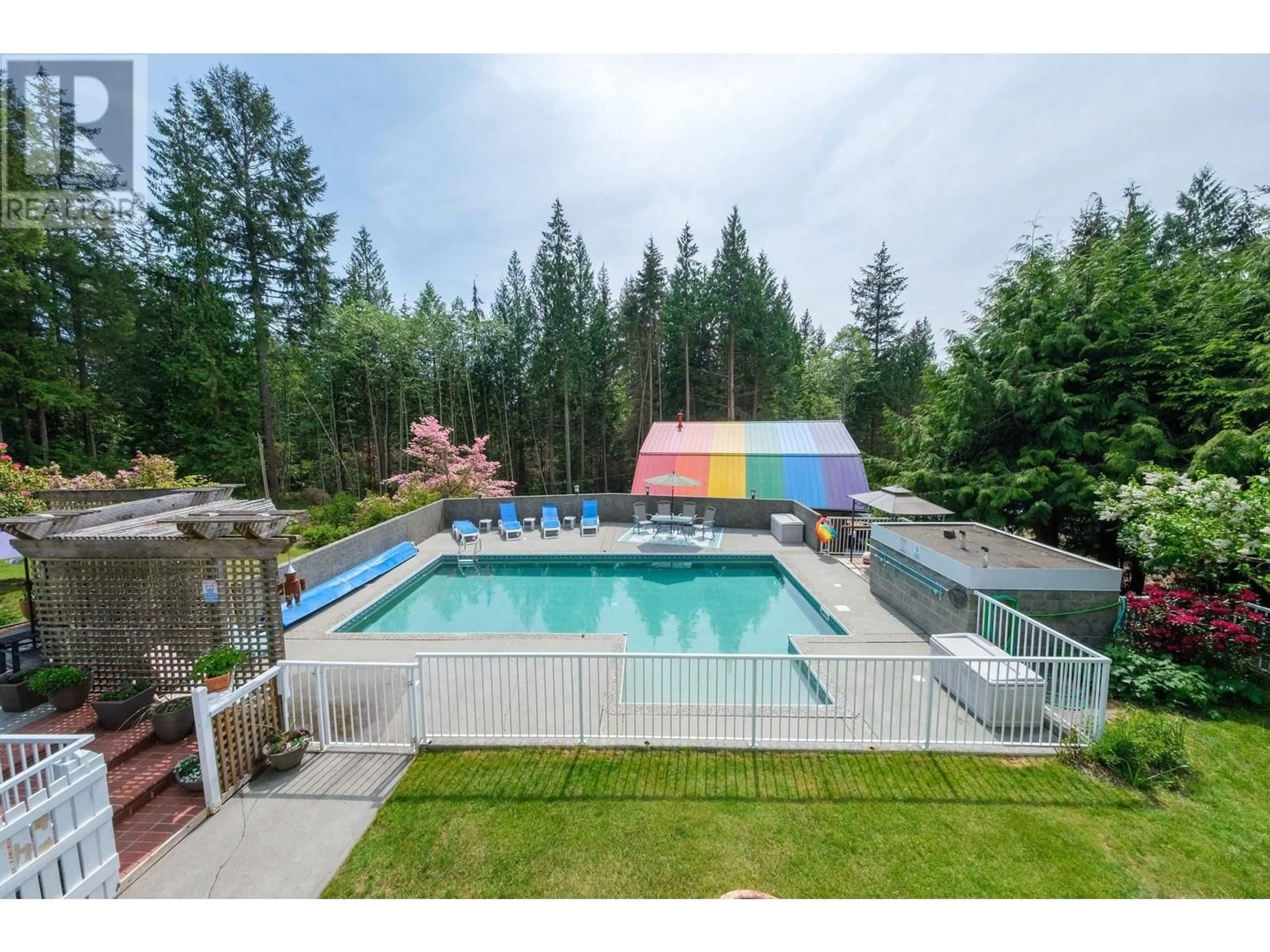 Pool for 3318 LINWOOD ROAD, Roberts Creek British Columbia V0N2W1