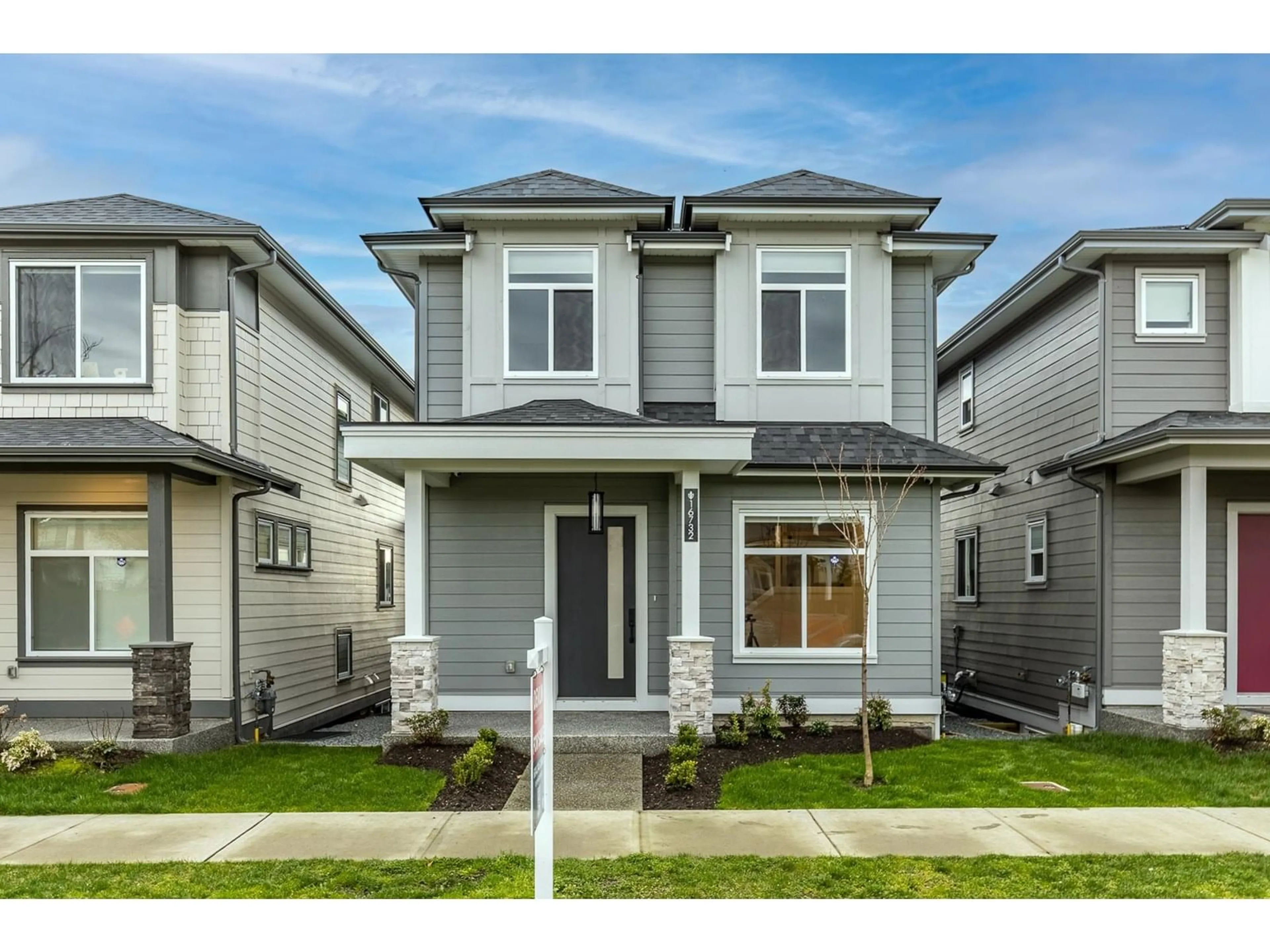 Home with vinyl exterior material, street for 16732 20A, Surrey British Columbia V3Z1J4
