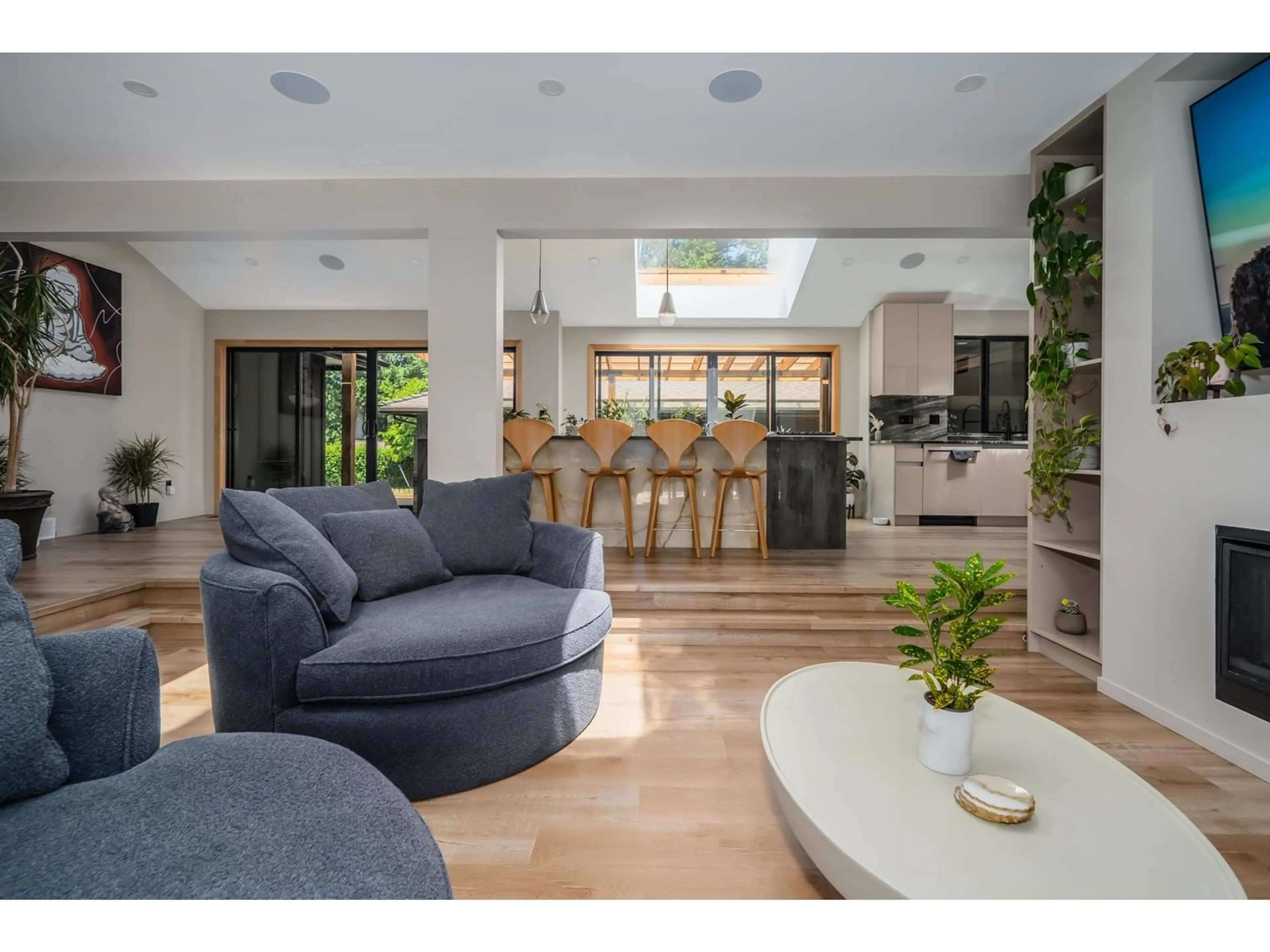 Unknown for 24937 ROBERTSON, Langley British Columbia V4W1W7