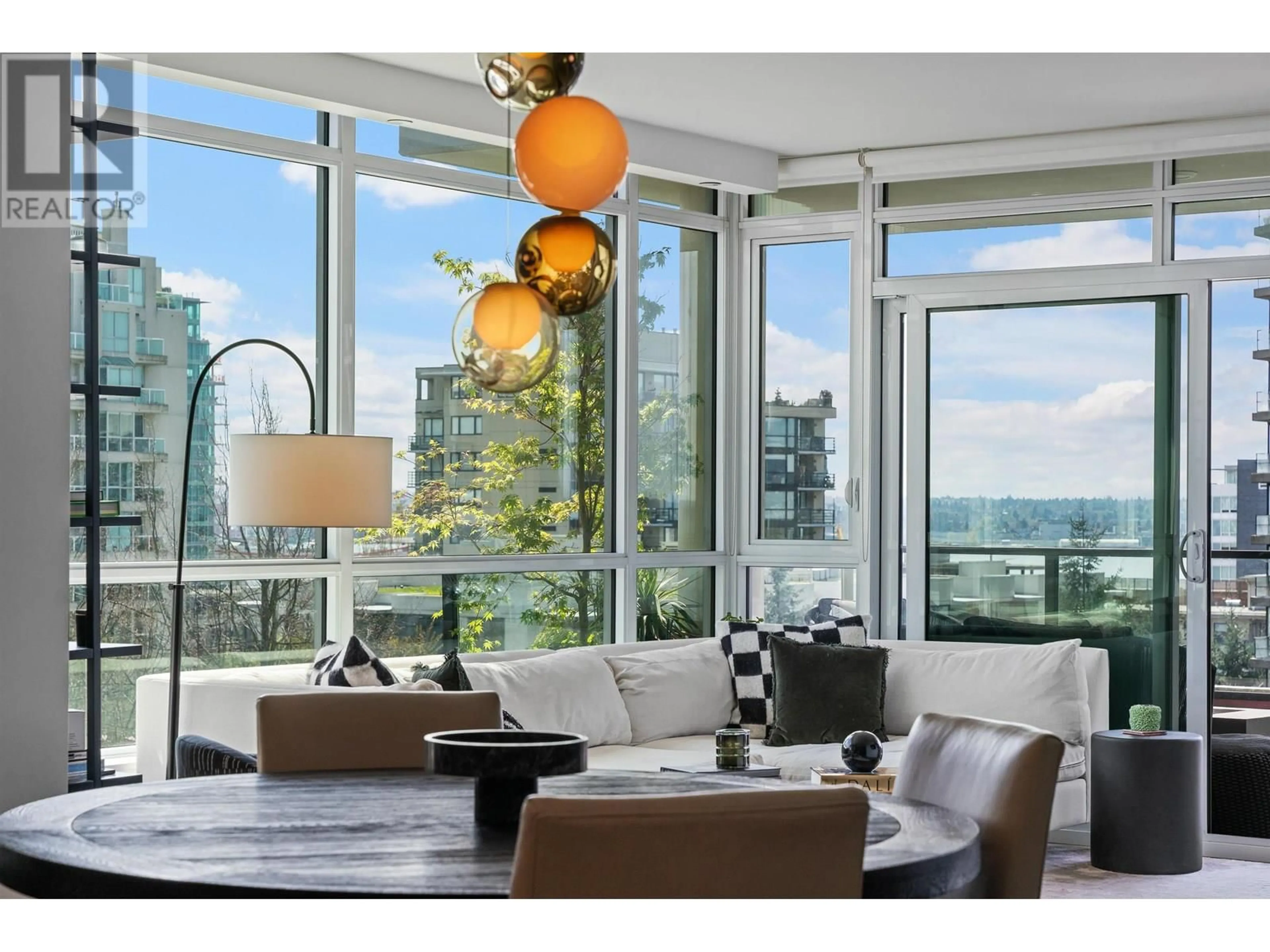 Living room with furniture, unknown for 404 - 177 3RD STREET, North Vancouver British Columbia V7M0G5