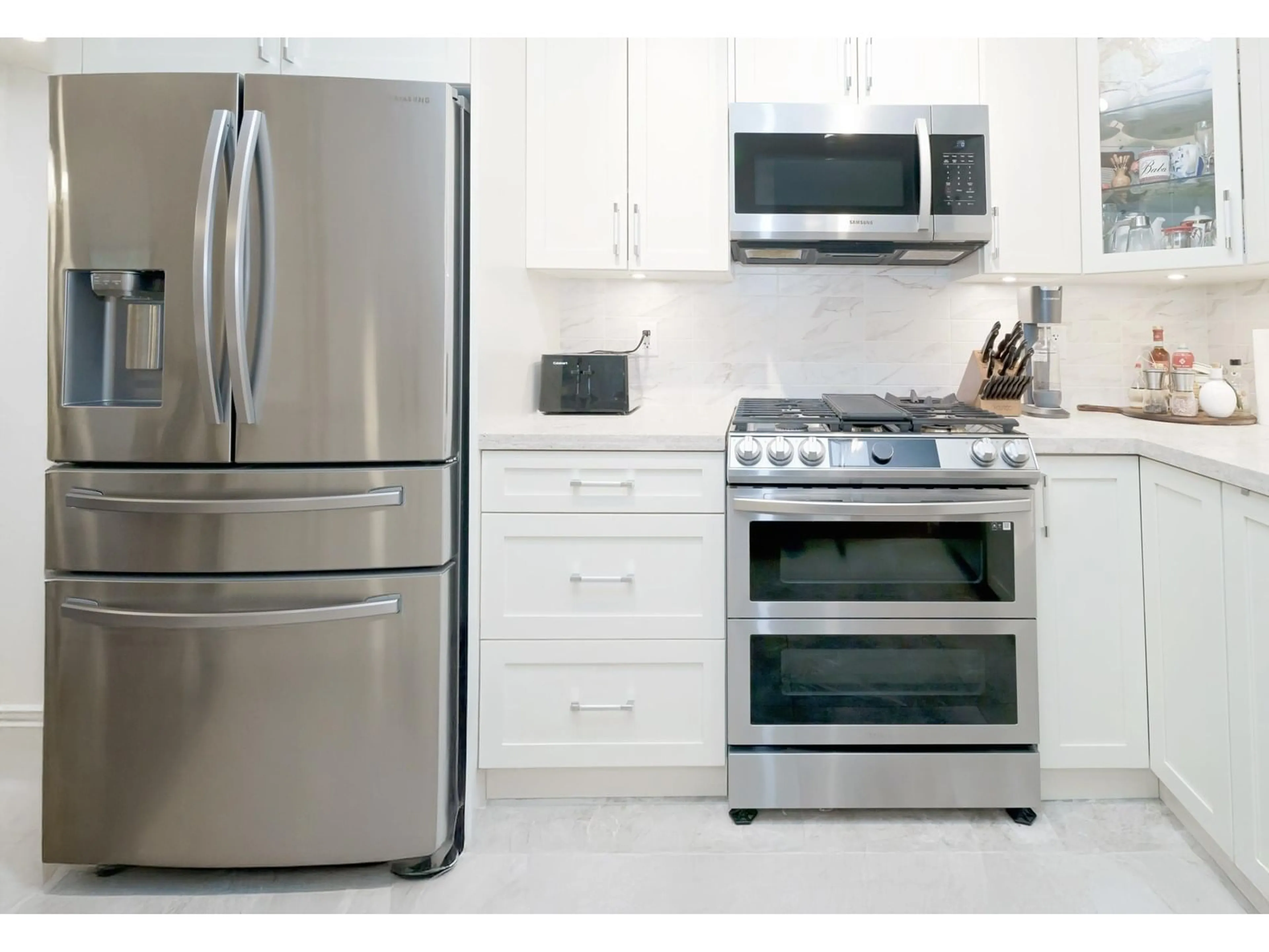 Standard kitchen, ceramic/tile floor for 8538 203A, Langley British Columbia V2Y3P9