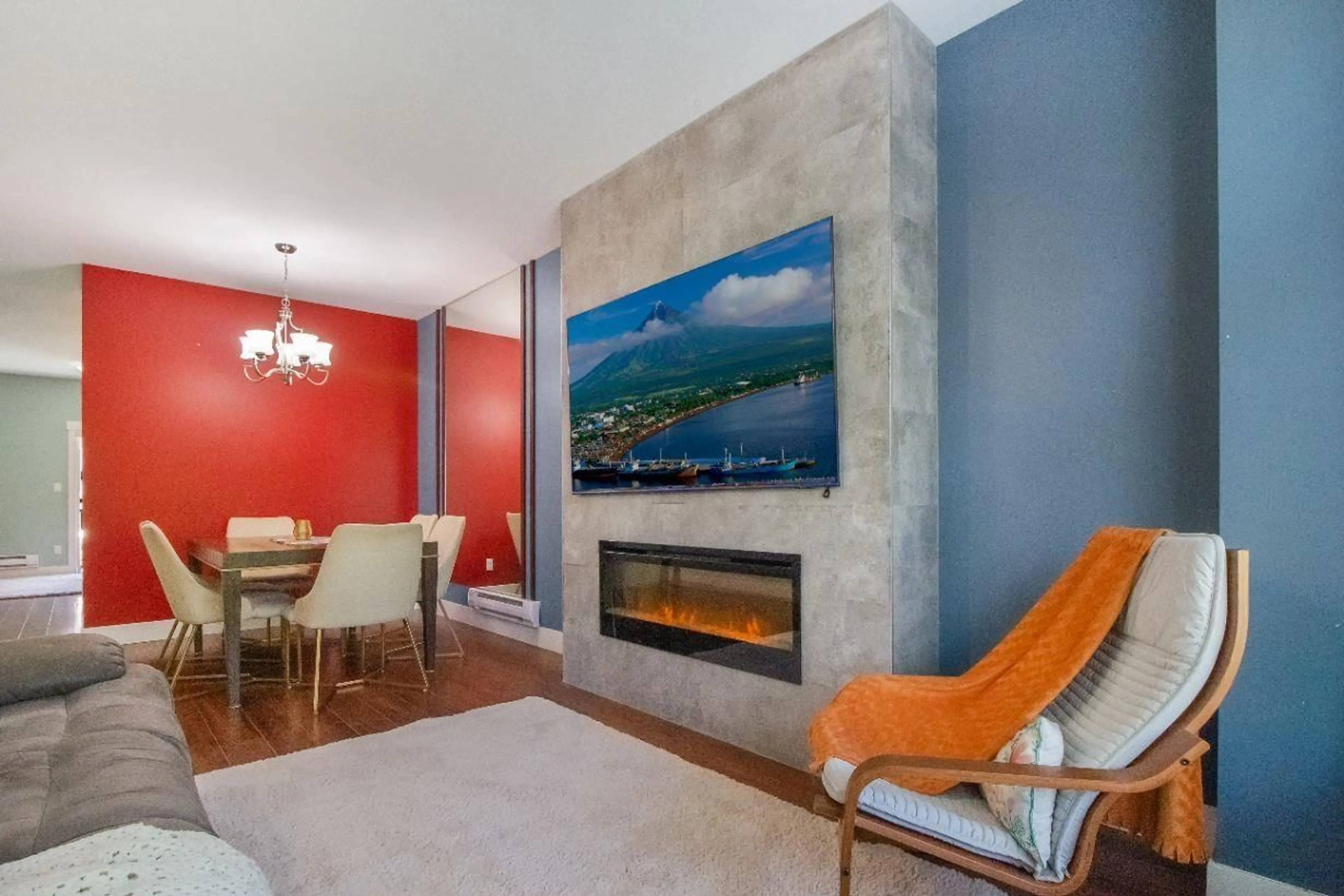 Living room with furniture, unknown for 17 - 8418 163, Surrey British Columbia V4N6K8