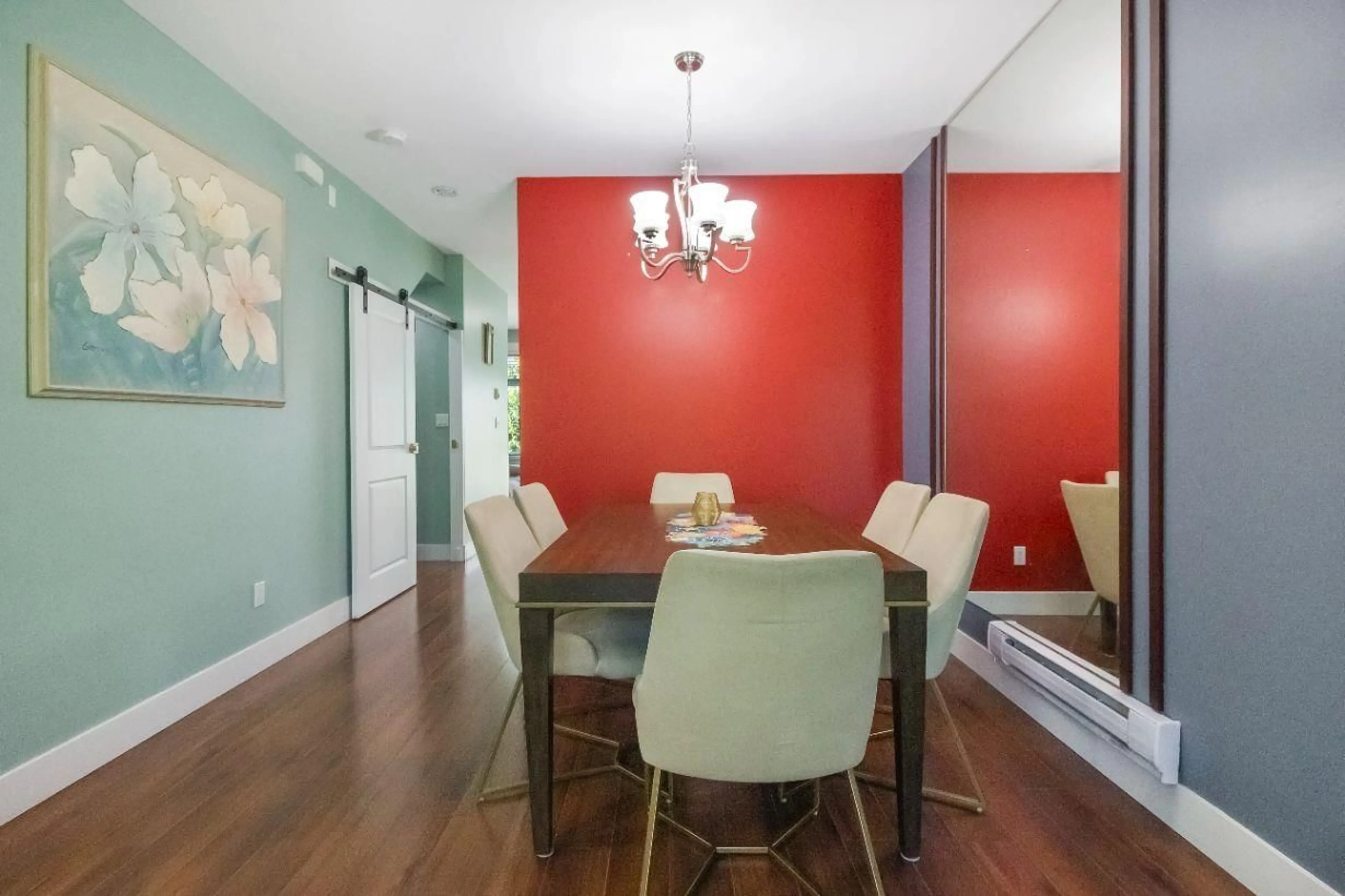 Dining room, wood/laminate floor for 17 - 8418 163, Surrey British Columbia V4N6K8
